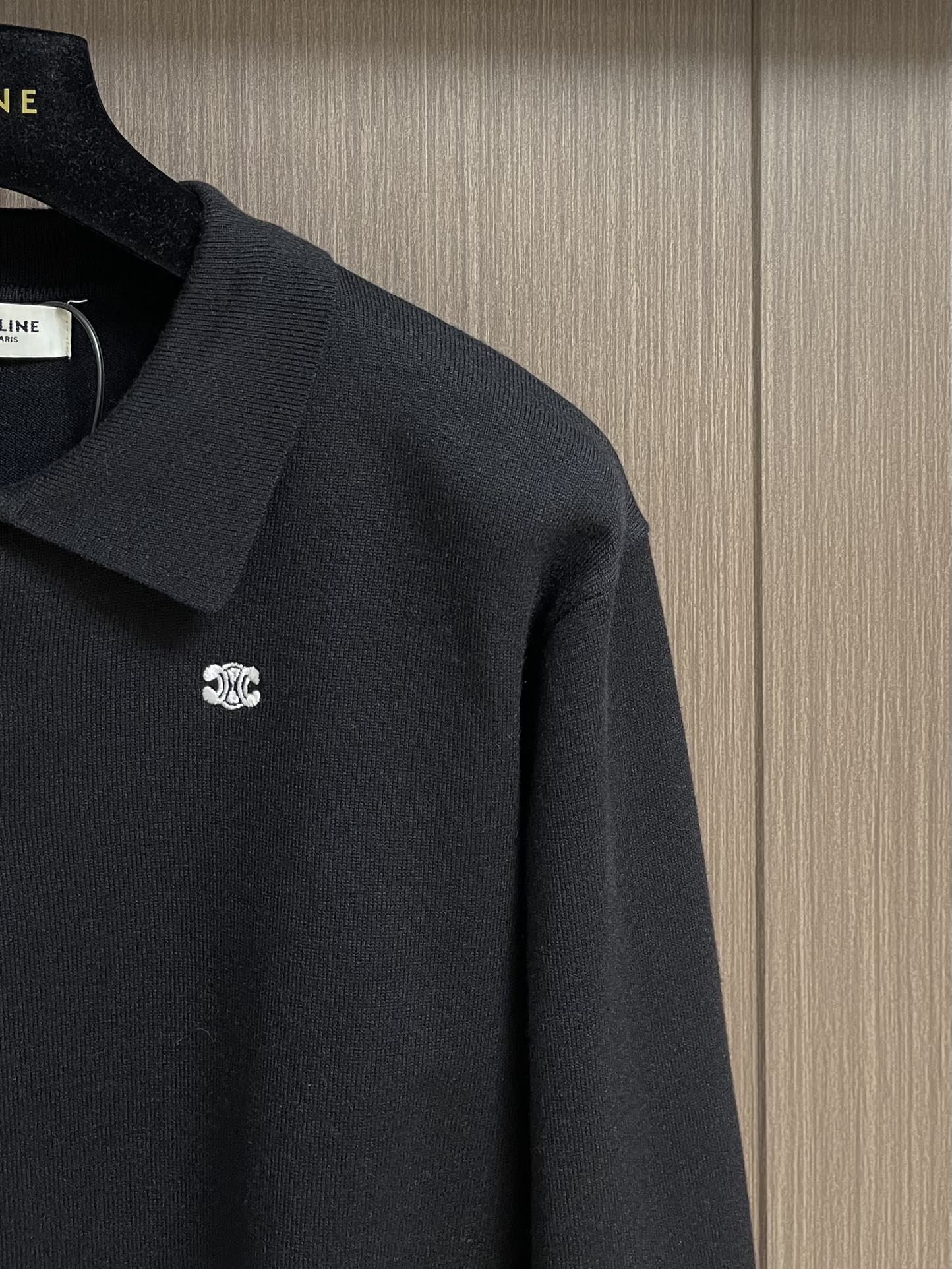 “CELINE Embroidered Long-Sleeved Polo Coats with 100% Cotton Tweezing Overview” - 图片 4