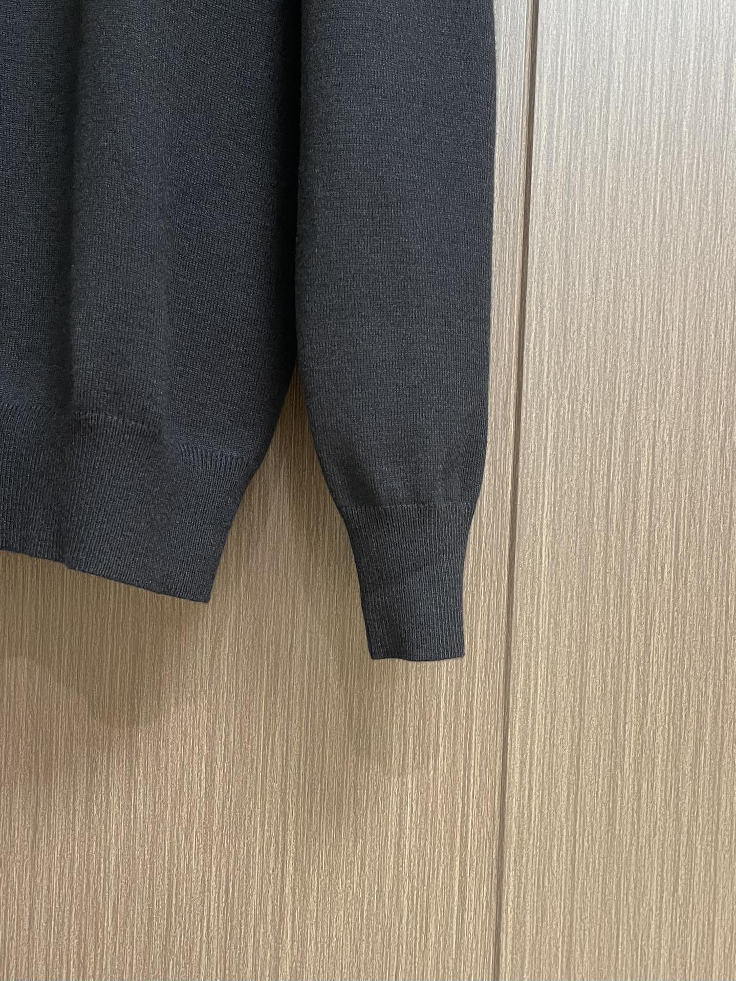 “CELINE Embroidered Long-Sleeved Polo Coats with 100% Cotton Tweezing Overview” - 图片 7