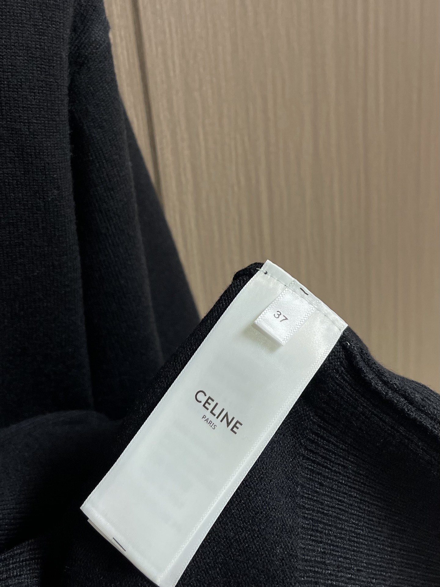 “CELINE Embroidered Long-Sleeved Polo Coats with 100% Cotton Tweezing Overview” - 图片 8