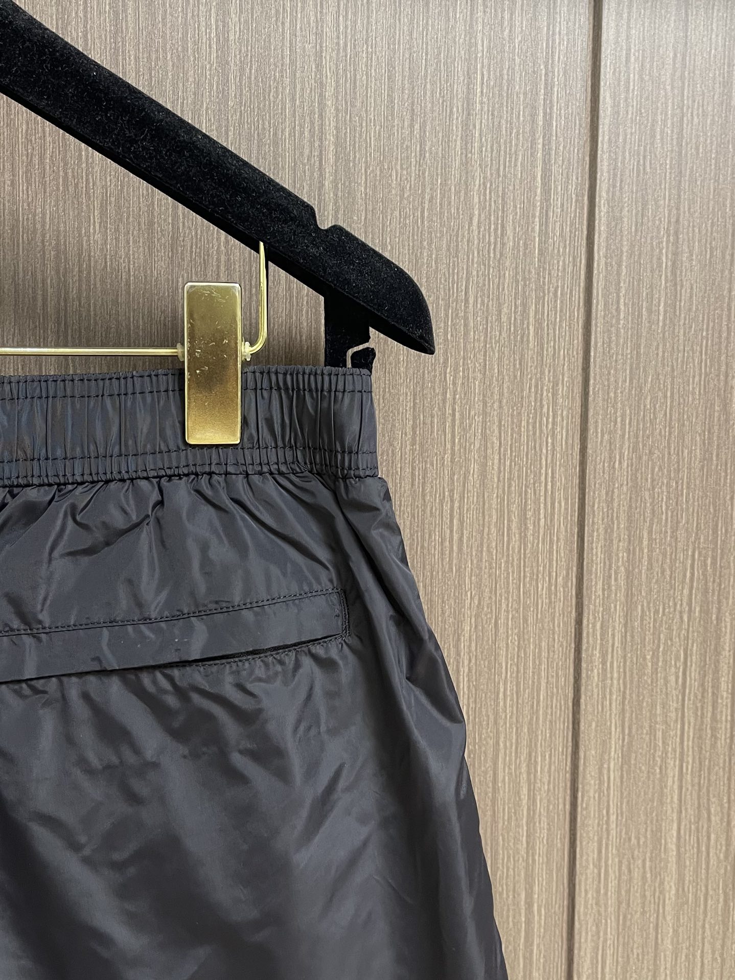 “Givenchy 2025 Summer Logo Shorts: Tailored for Comfort and Performance, Sizes S-XXL” - 图片 9