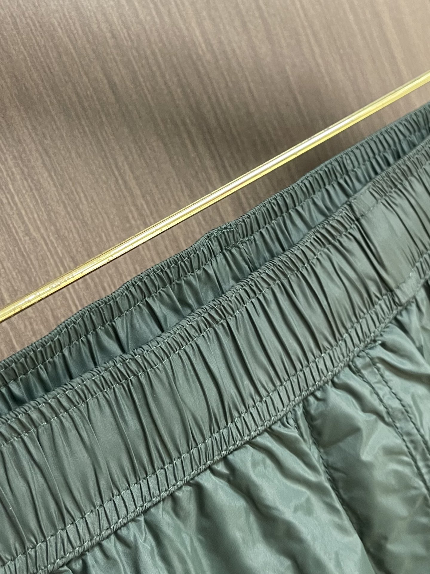 “Givenchy 2025 Summer Logo Shorts for Men with Sweat-Wicking Technology in Sizes S-XXL” - 图片 5