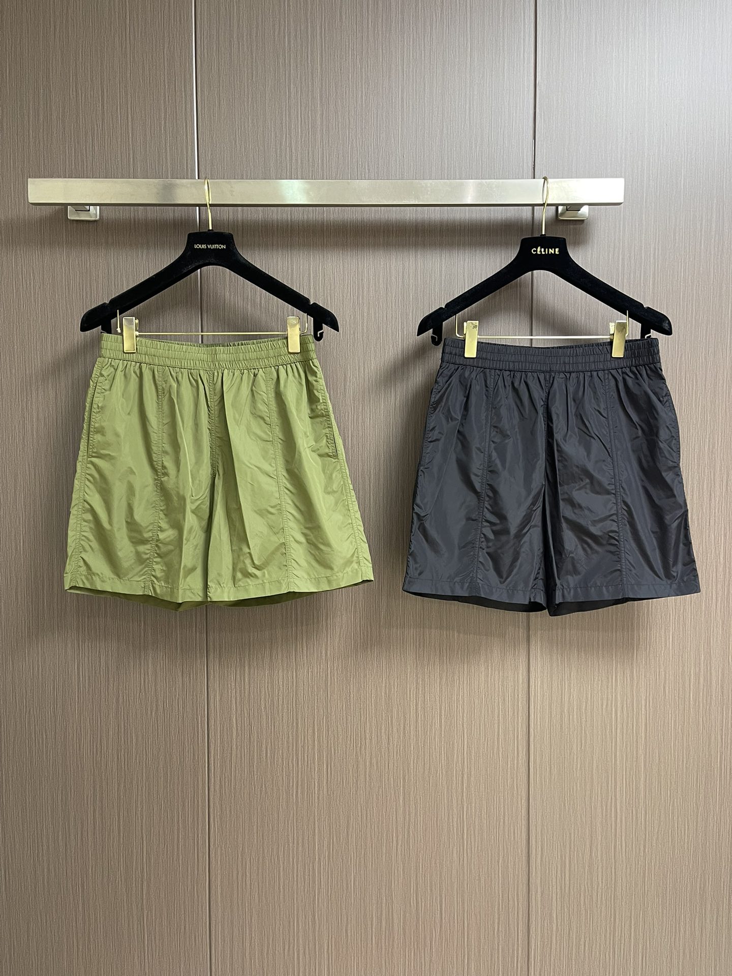 “Ami Alexandre Mattiussi 2025-SS Spring/Summer Shorts Collection: Custom fabrics, comfort, high quality, sizes S-XXL.” - 图片 3
