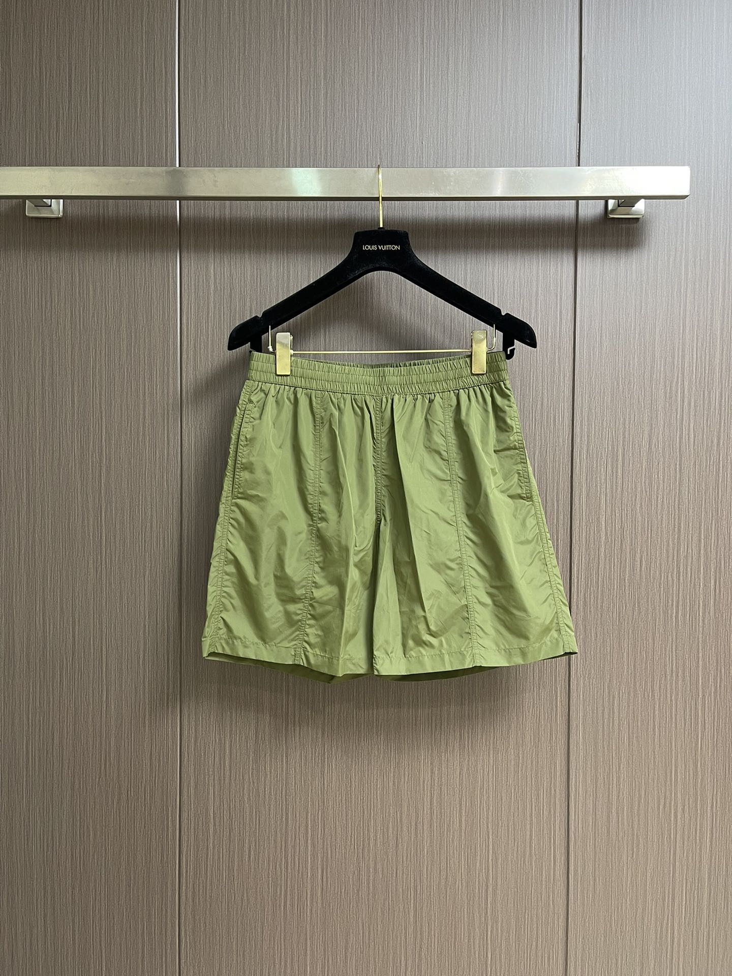 “Ami Alexandre Mattiussi 2025-SS Spring/Summer Shorts Collection: Custom fabrics, comfort, high quality, sizes S-XXL.”