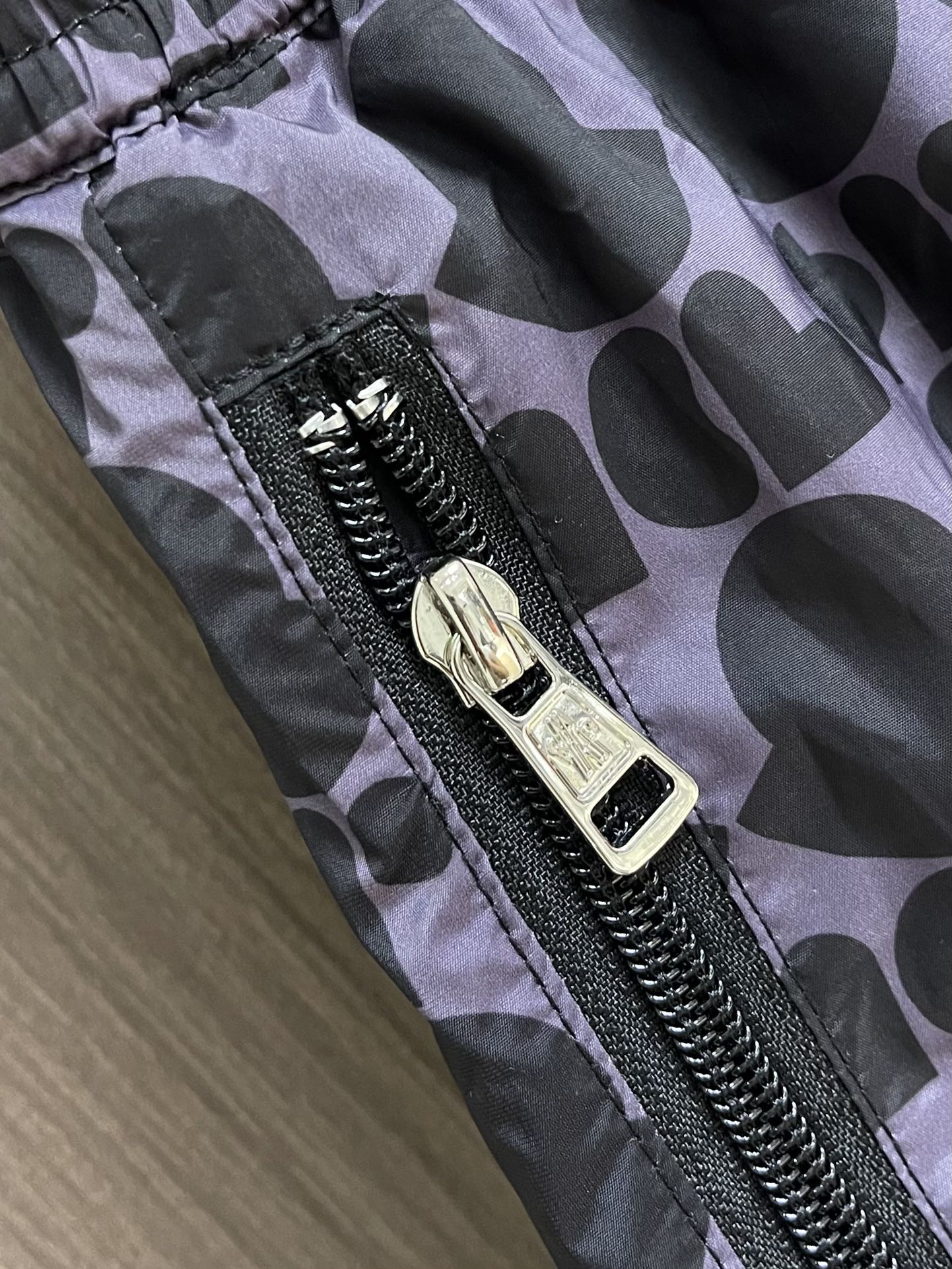 “Moncler 2025 High-Order Original Hardware Shorts in Dry Fabric, Sizes S-XXL” - 图片 9
