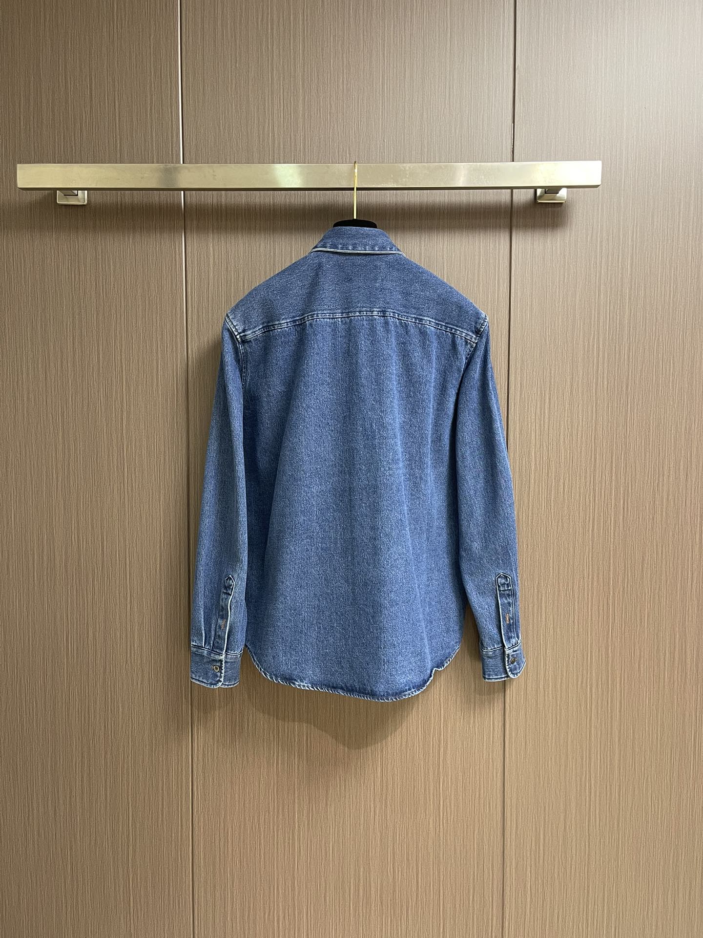 Custom Bleached Cowboy Shirt: 720Ami Paris Long-Sleeved Design with Unique Dyeing Process (Size S-XL) - 图片 2