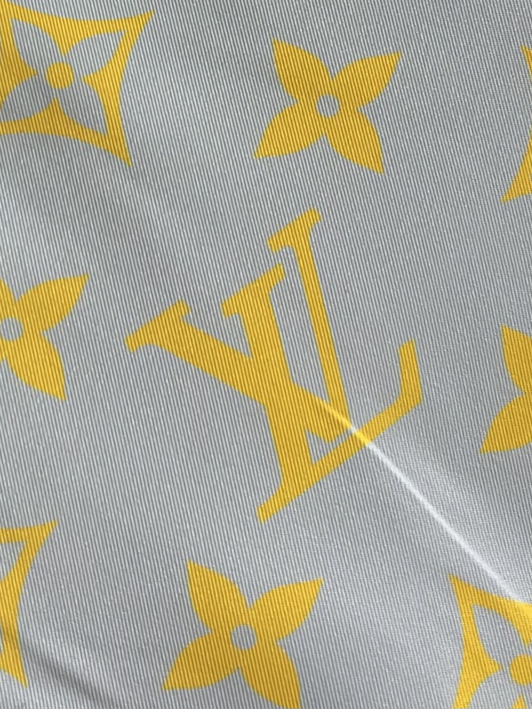 “792LV 2025 New Jersey Zipper with Monogram Glow Stamp: Tech Fabric Fusion and Matching Shorts” - 图片 6