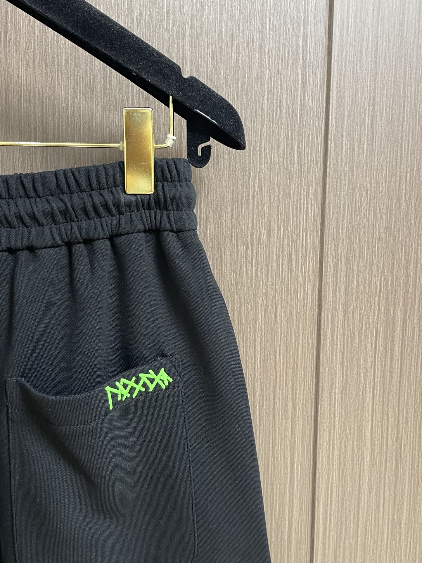 “High-Quality Heavy Cotton Embroidery Shorts with Imported Embroidery Machines | Stylish Design for Perfect Fit” - 图片 7
