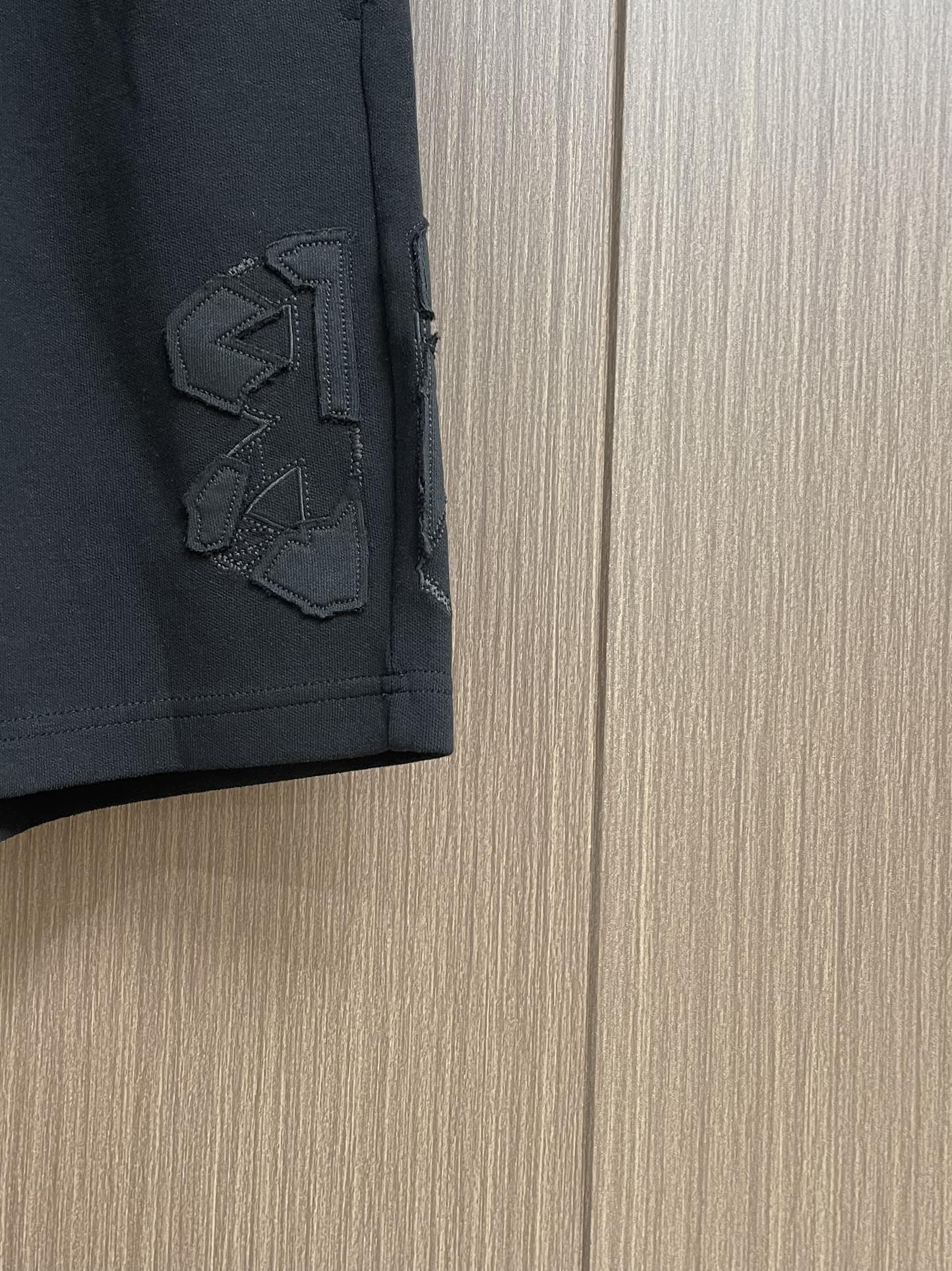 “Balenciaga 2025 Classic Five-Point Loose Contour Shorts Review: Details and Fabric Quality” - 图片 8
