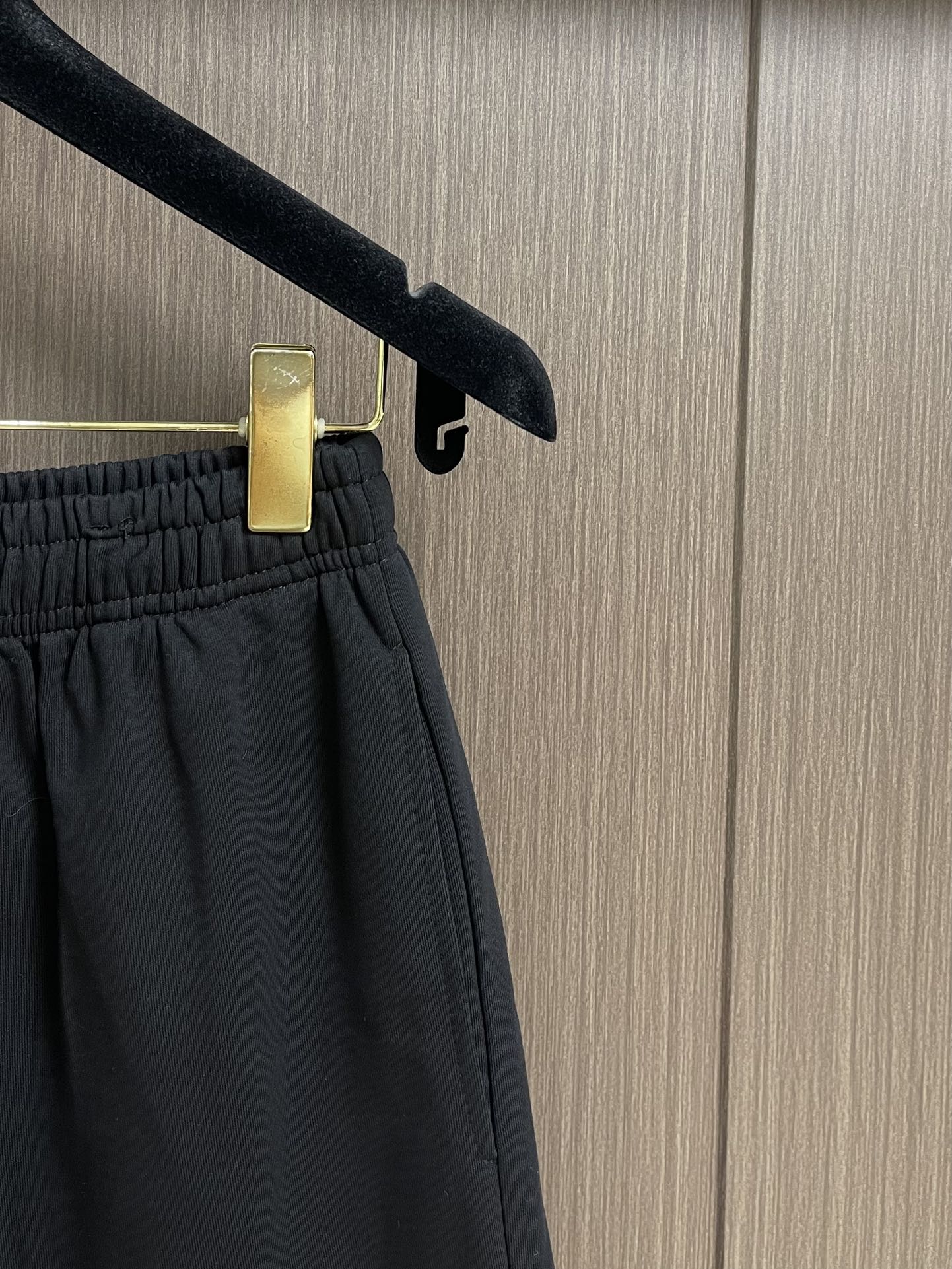 Balenciaga Parisian 2025SS Embroidered Shorts: Same-Sex, Large Size, Front Embroidery, S-XL Sizes - 图片 4