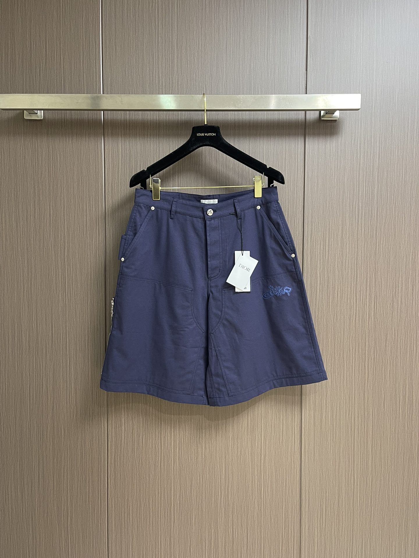 “684.Dior 2025s’ Graphic Blue Cotton Shirt Jacket Shorts Set from AND LEWIS HLTON Fall 2000 Series” - 图片 1