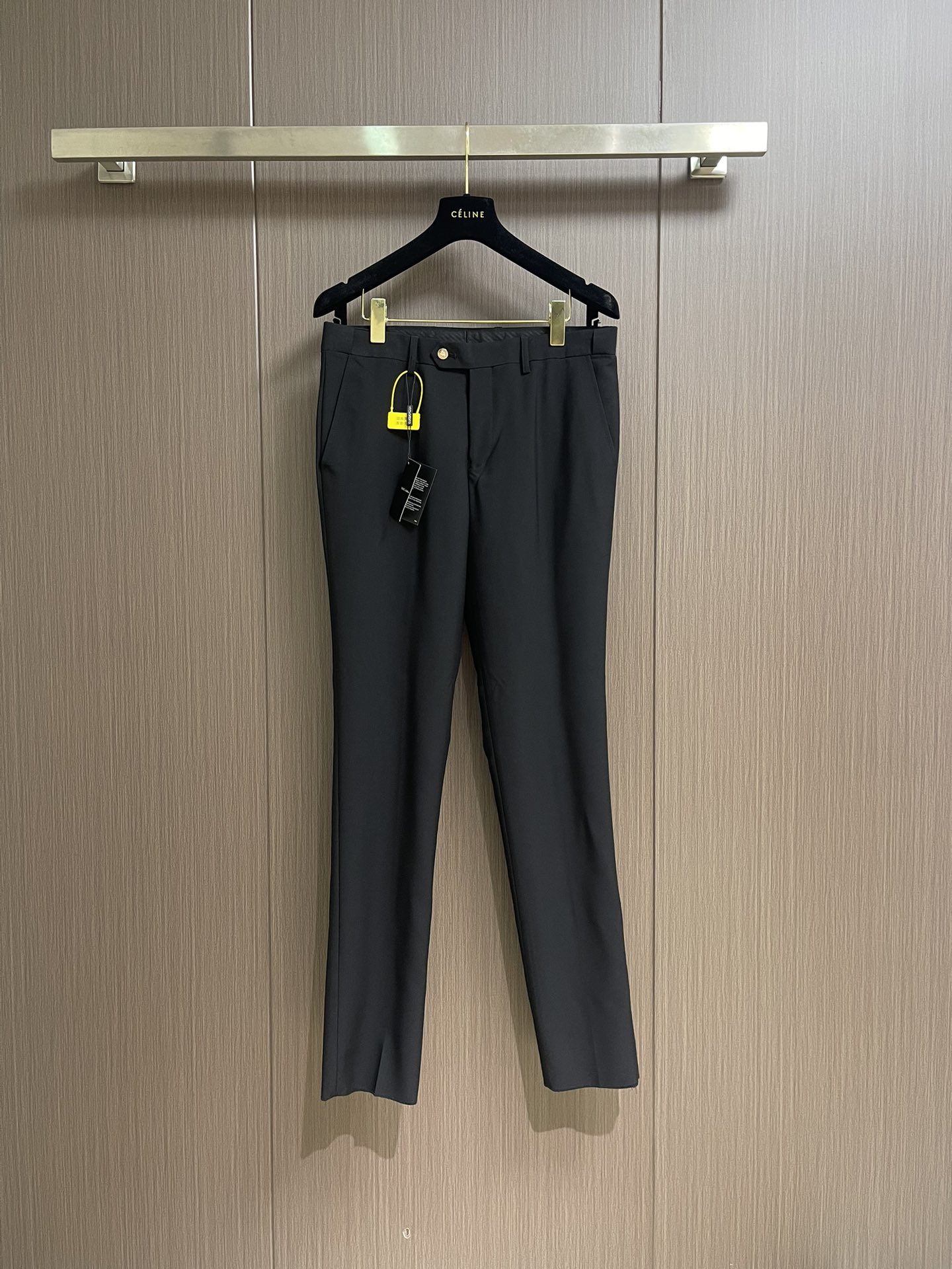 “DG Dolce & Gabbana Dugarbana Casual Suit Set with Polyester Fabric – Size 29-38, 46-58” - 图片 1