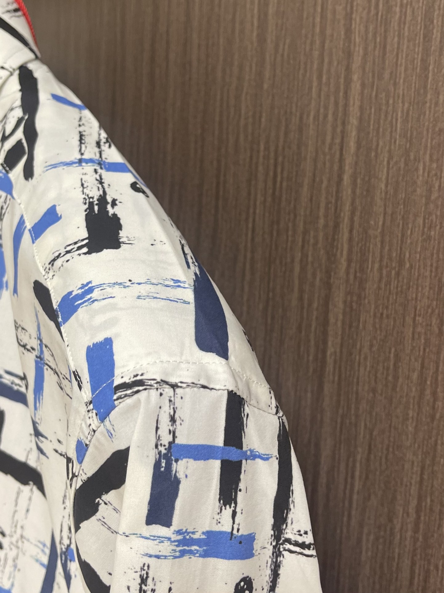 “672.kiton 2025SS Long-Sleeve Shirt: Artistic Pen Touch for Stylish Self-Expression” - 图片 8