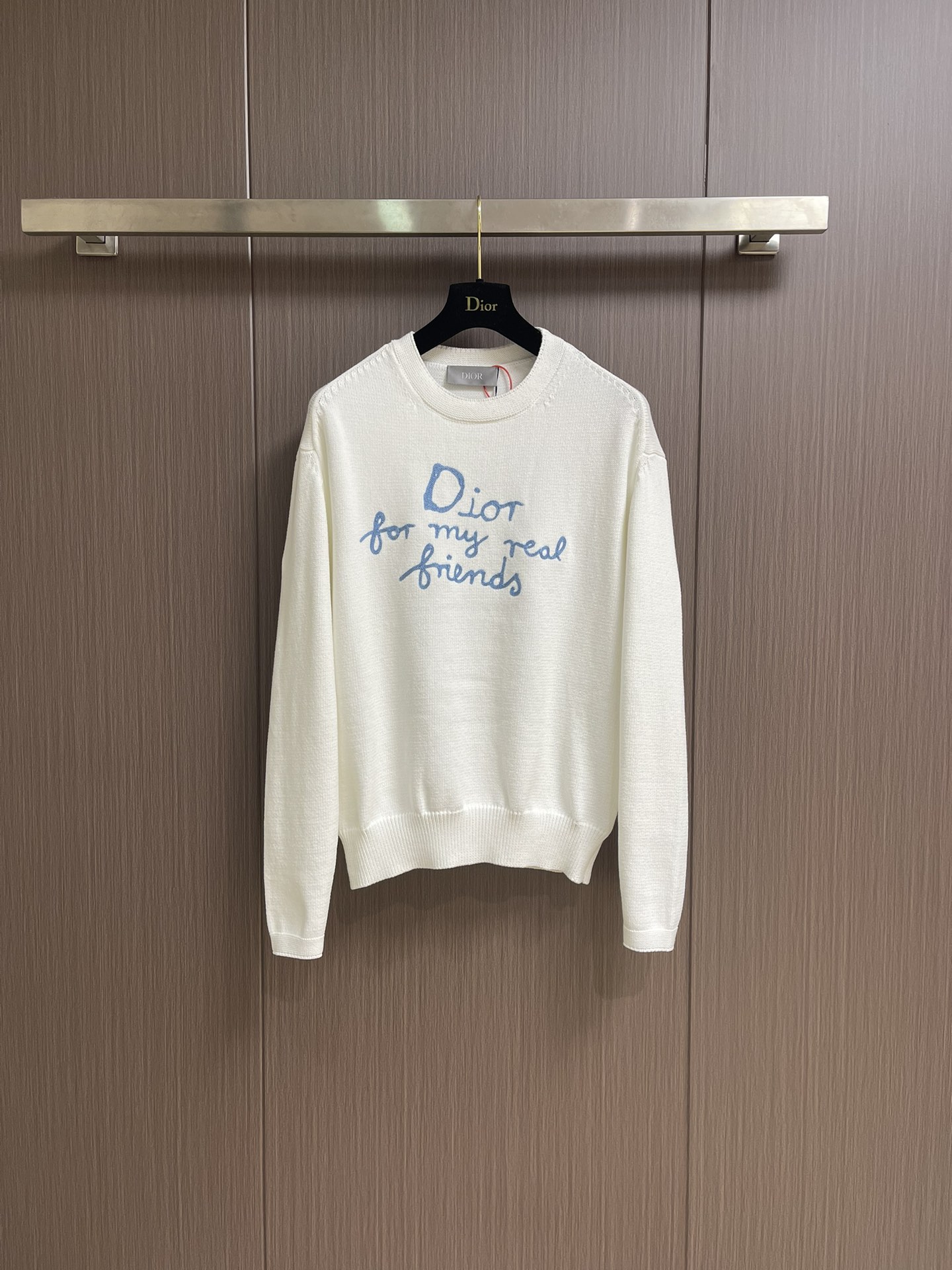 Title: Dior Embroidered Sweaters with “Dior For My Real Friends” Declaration Summary: Dior sweaters feature custom cotton-fruit fabrics and towel embroidery, creating a delicate brand emblem