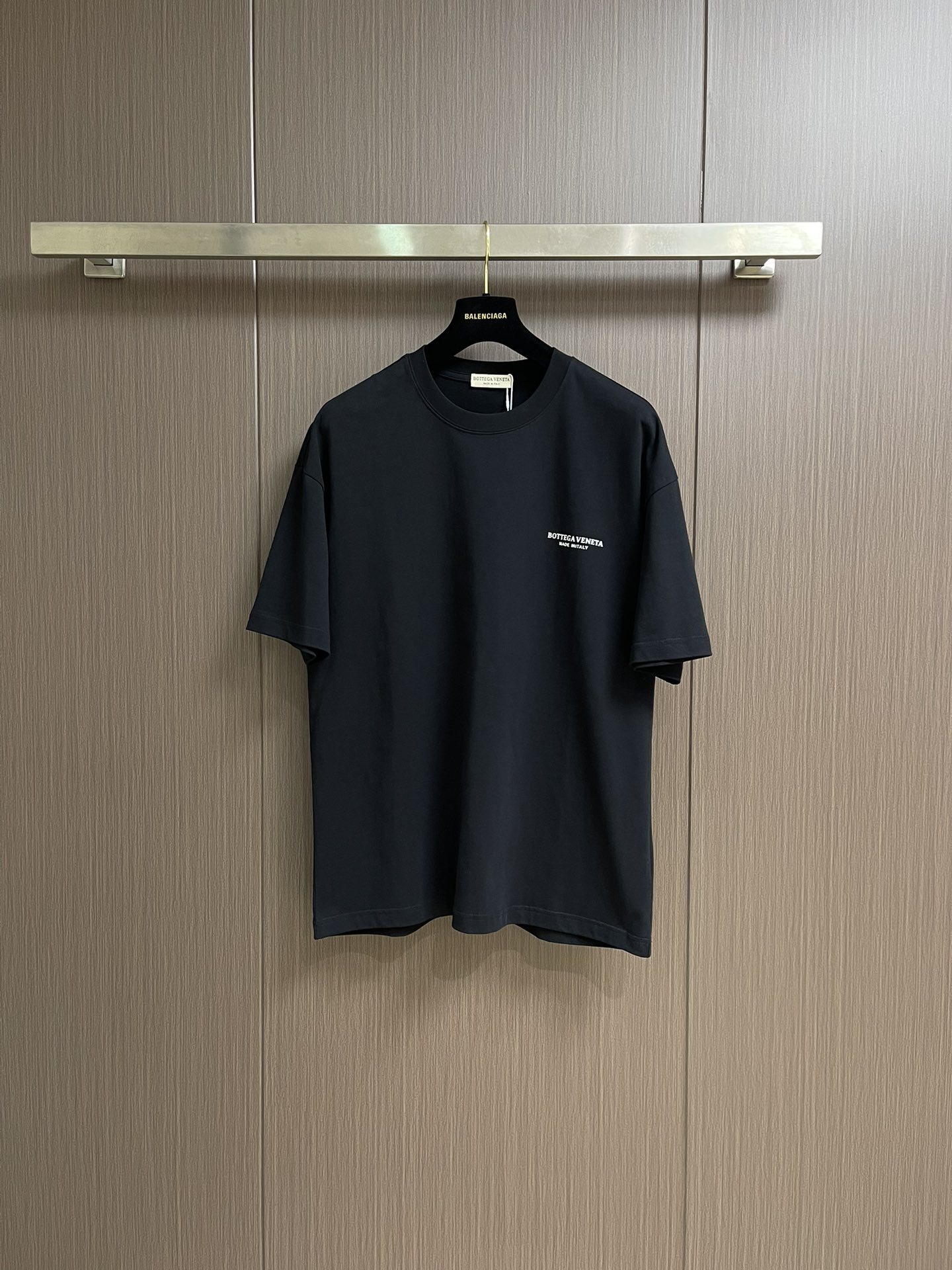 “552BV 2025SS Short-Sleeve T-Shirt: Stereo Logo Stamping, Fabricized Dyes, 240g Cotton, Water Treatment | Sizes M-XXL” - 图片 1