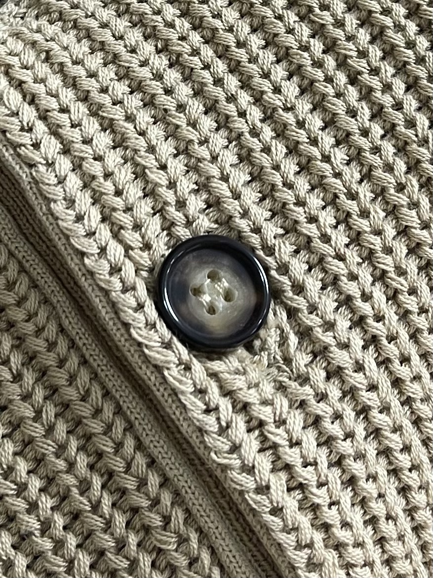 Luxurious Loro Piana Henry’s Tie Button Sweater: High-Quality Cotton, German Craftsmanship, and Eco-Friendly Nanowater Washing - 图片 5