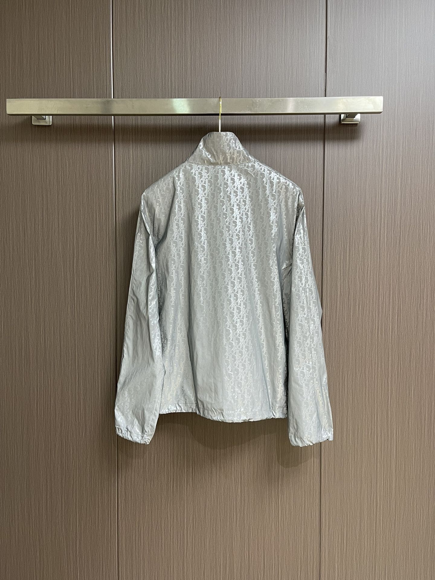 “744Dior 2025 Gray Jacket from AND LEWIS HLTON Series: Oblique Print and Refined Details” - 图片 2