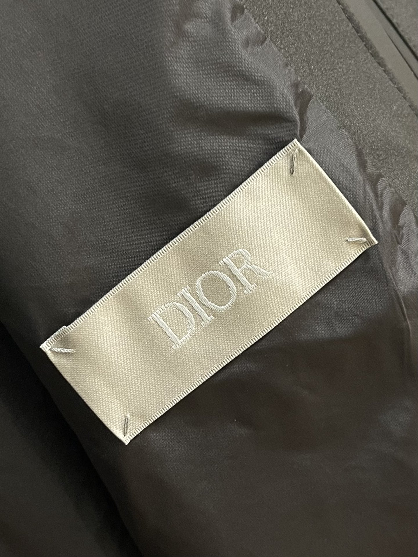 Dior X LH Hammel 2025 Men’s Logo-Printed Double-Chained Hood Coats: Detailed Design for Diverse Style - 图片 6