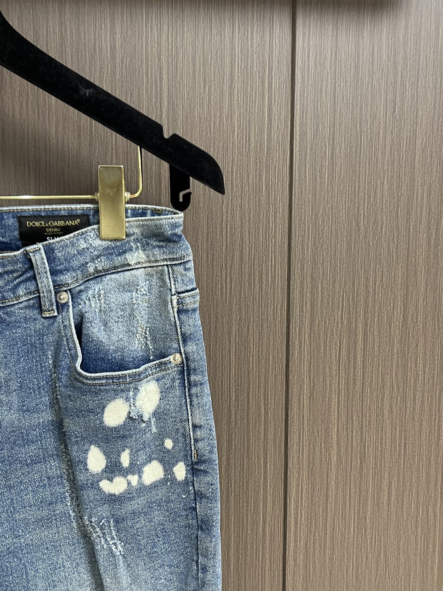 “672.DG 2025s Men’s High-Temperature Jeans Review: Fashionable and Comfortable Denim for All Seasons” - 图片 4