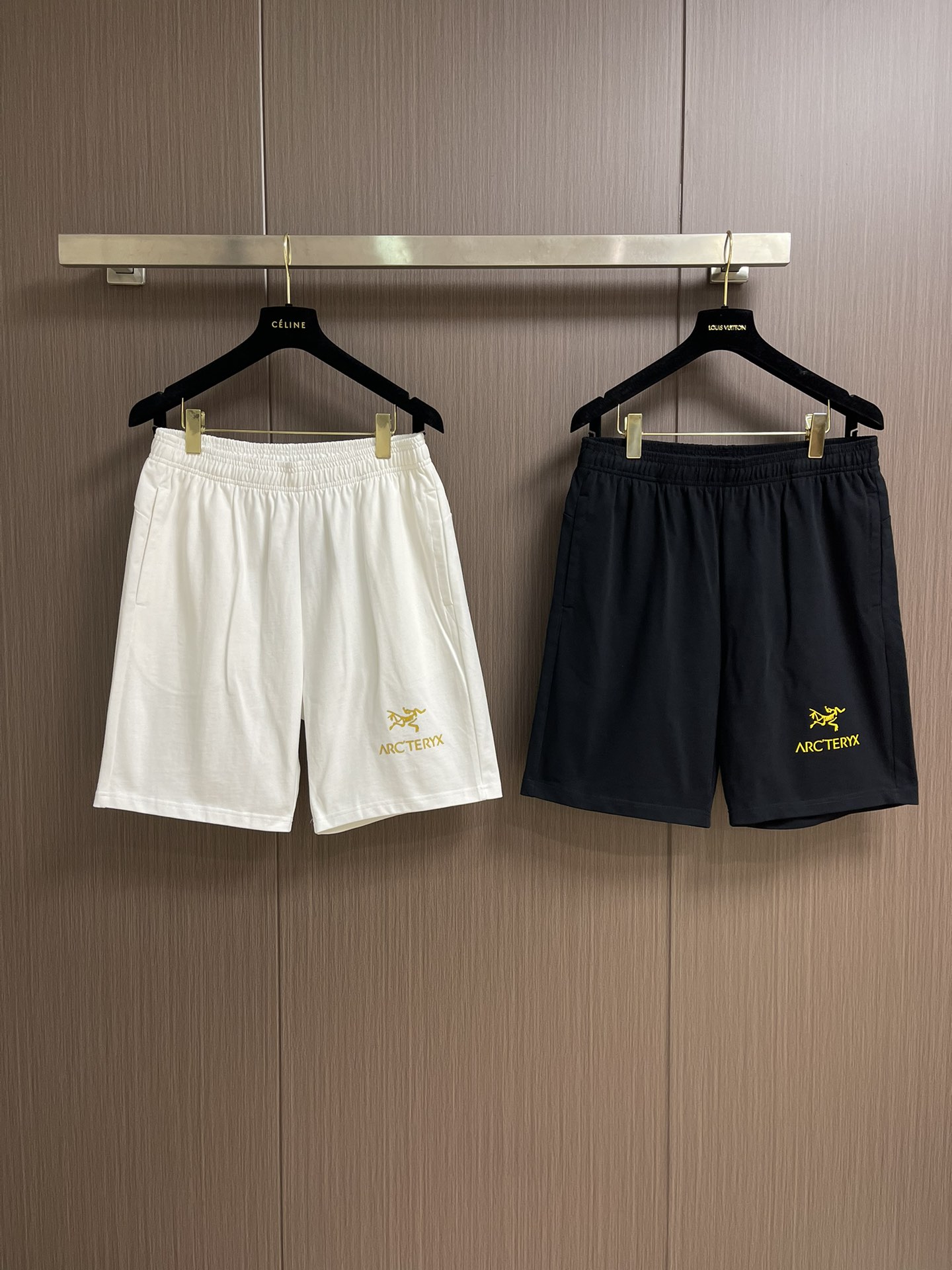 “Arcterex Men’s Shorts: Spring 2025 Fashion Aesthetics, High-End Style, Sizes M-XXL” - 图片 3