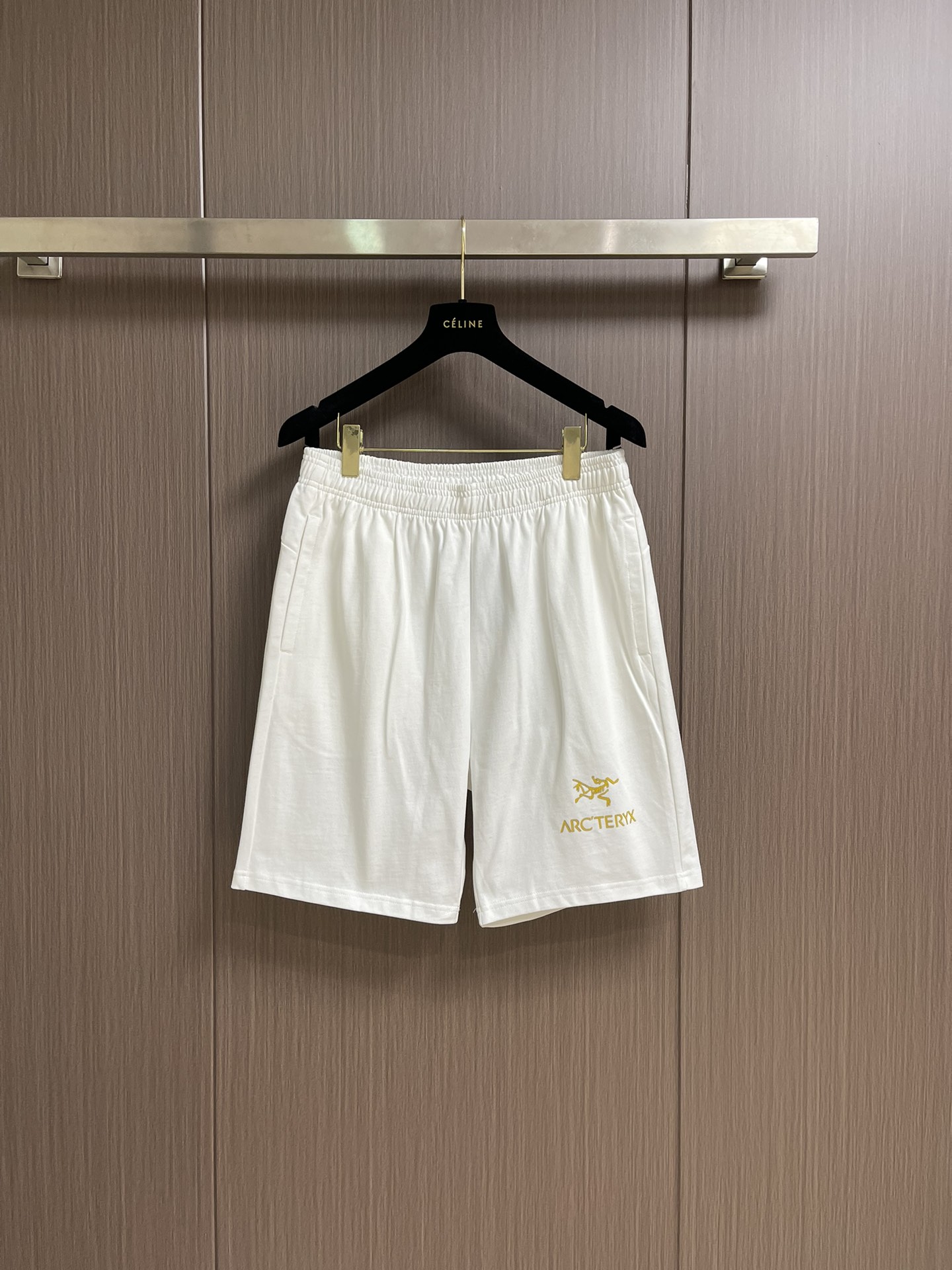 “Arcterex Men’s Shorts: Spring 2025 Fashion Aesthetics, High-End Style, Sizes M-XXL”