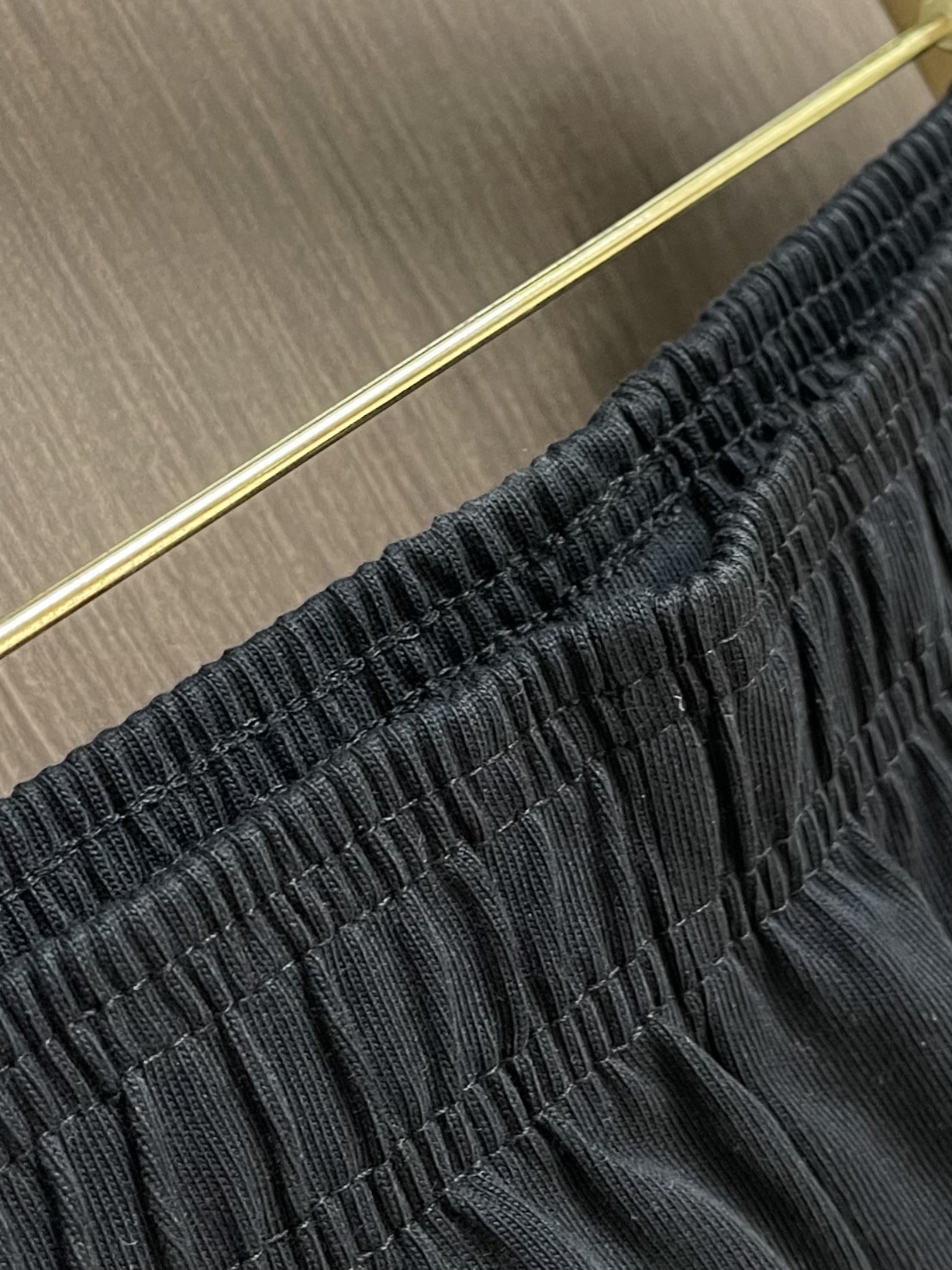 “552MiUMIU 2025 Spring Collection: Loose, Sporty, and Stylish Shorts for Men and Women in M-XXL Sizes” - 图片 5