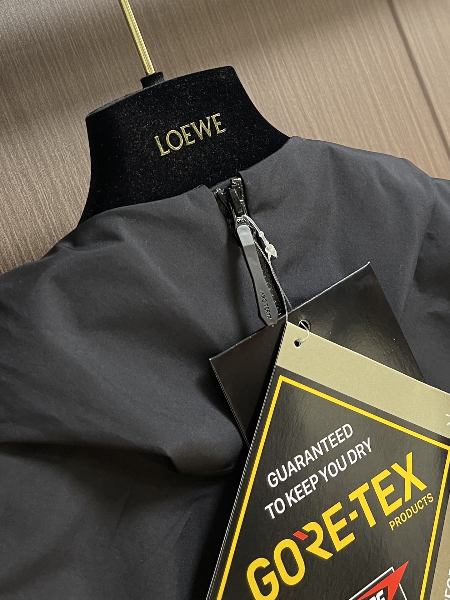“984ARCTERYX Beta LT Gore-Tex Windproof Jacket for High Mountain Environments – Bluesign Certified, N40P 103L Fabric” - 图片 6