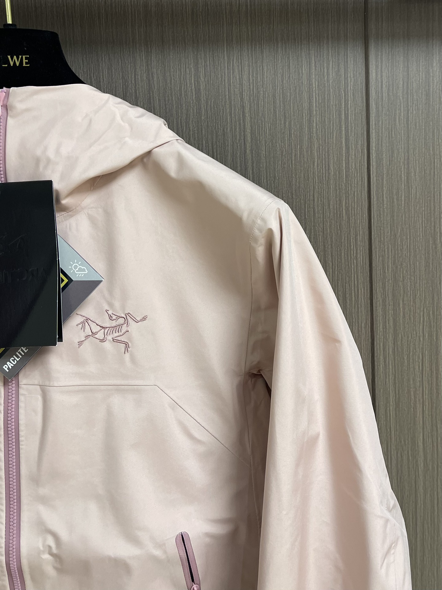 “984ARCTERYX Beta LT Gore-Tex Windproof Jacket for High Mountain Environments – Bluesign Certified N40P 103L Fabrics” - 图片 4
