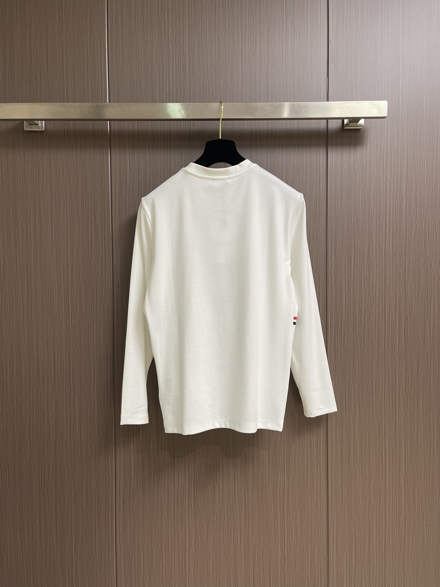 “Moncler 2025FW Lettered Cotton Long T-Shirt: Versatile Fashion Tops for All Ages, Customizable Twilight Fabric” - 图片 2