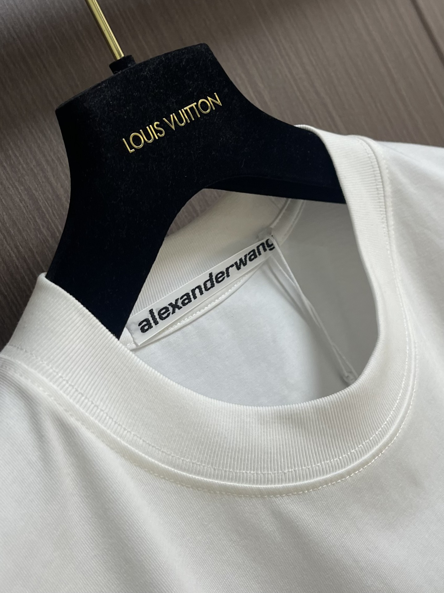 “High-Quality Cotton Alexander Wang 2025SS Summer T-Shirts, Skin Comfort, Dynamic Design, Sizes S-XL” - 图片 6
