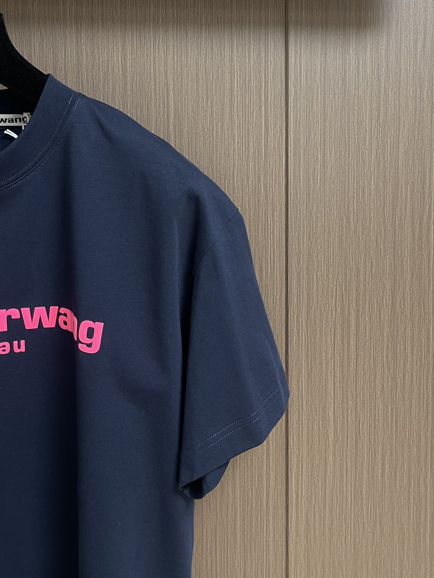 Title: Alexander Wang 2025SS Summer T-Shirts Review Summary: High-quality cotton fabric, skin comfort, perfect design, dynamic look. Sizes: S-XL. - 图片 4