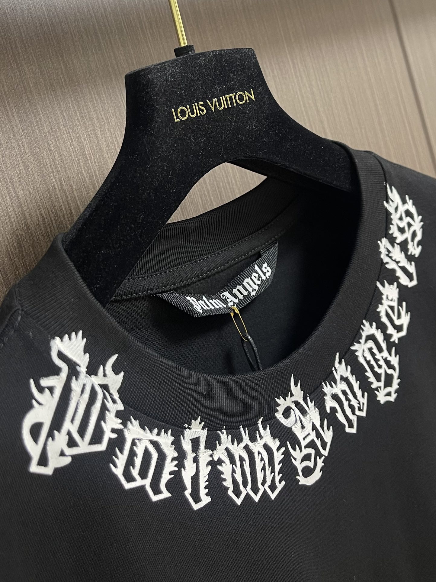 “Palm Angels Short-Sleeve T-Shirts: Luxurious, Fashionable, Street Style, Hawaiian Holiday, Men’s Sizes S-XL” - 图片 6