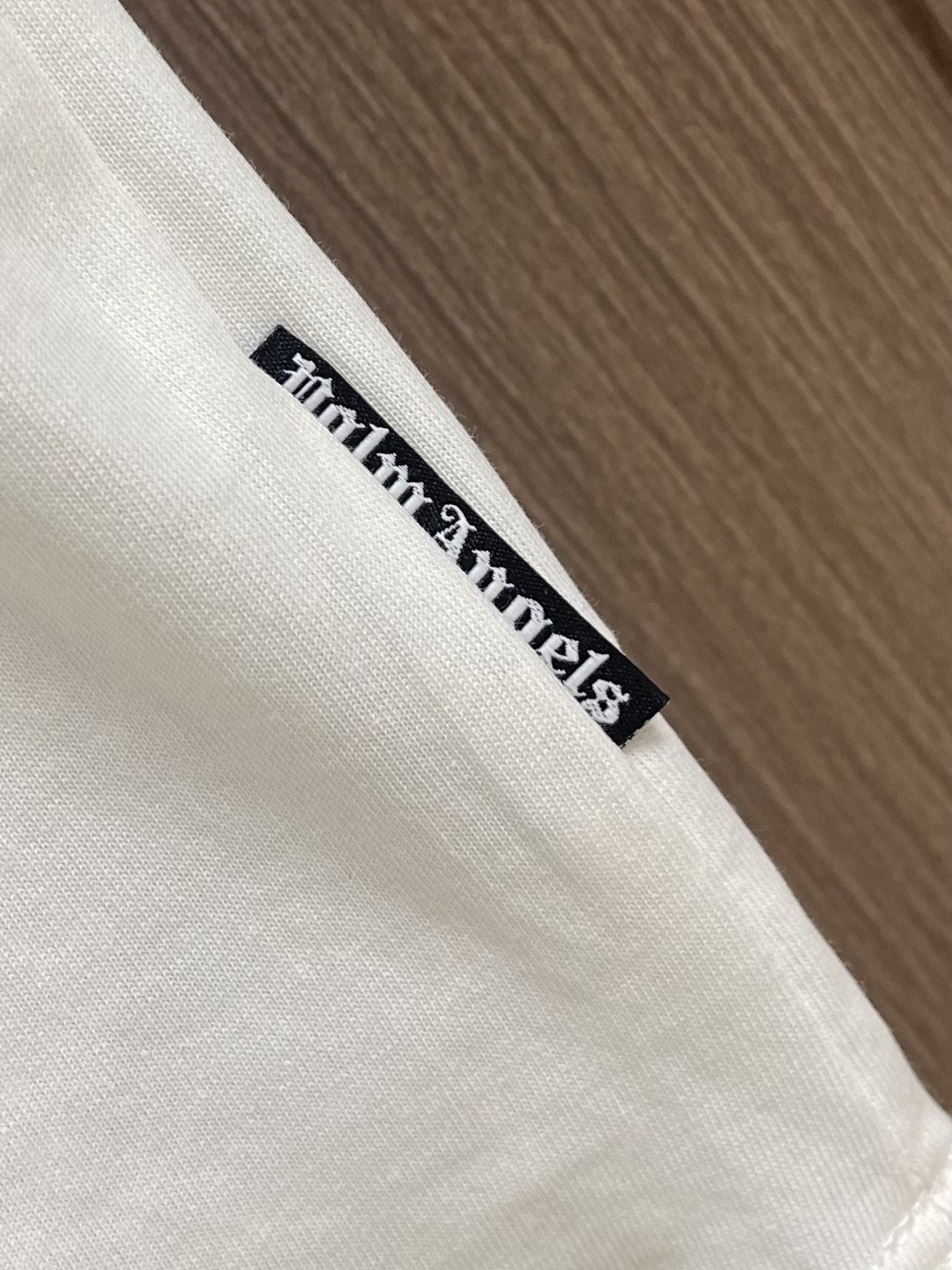 “504Palm Angels Short-Sleeve T-Shirts: Luxurious, High Street Leisure Wear in Hawaiian Style” - 图片 5