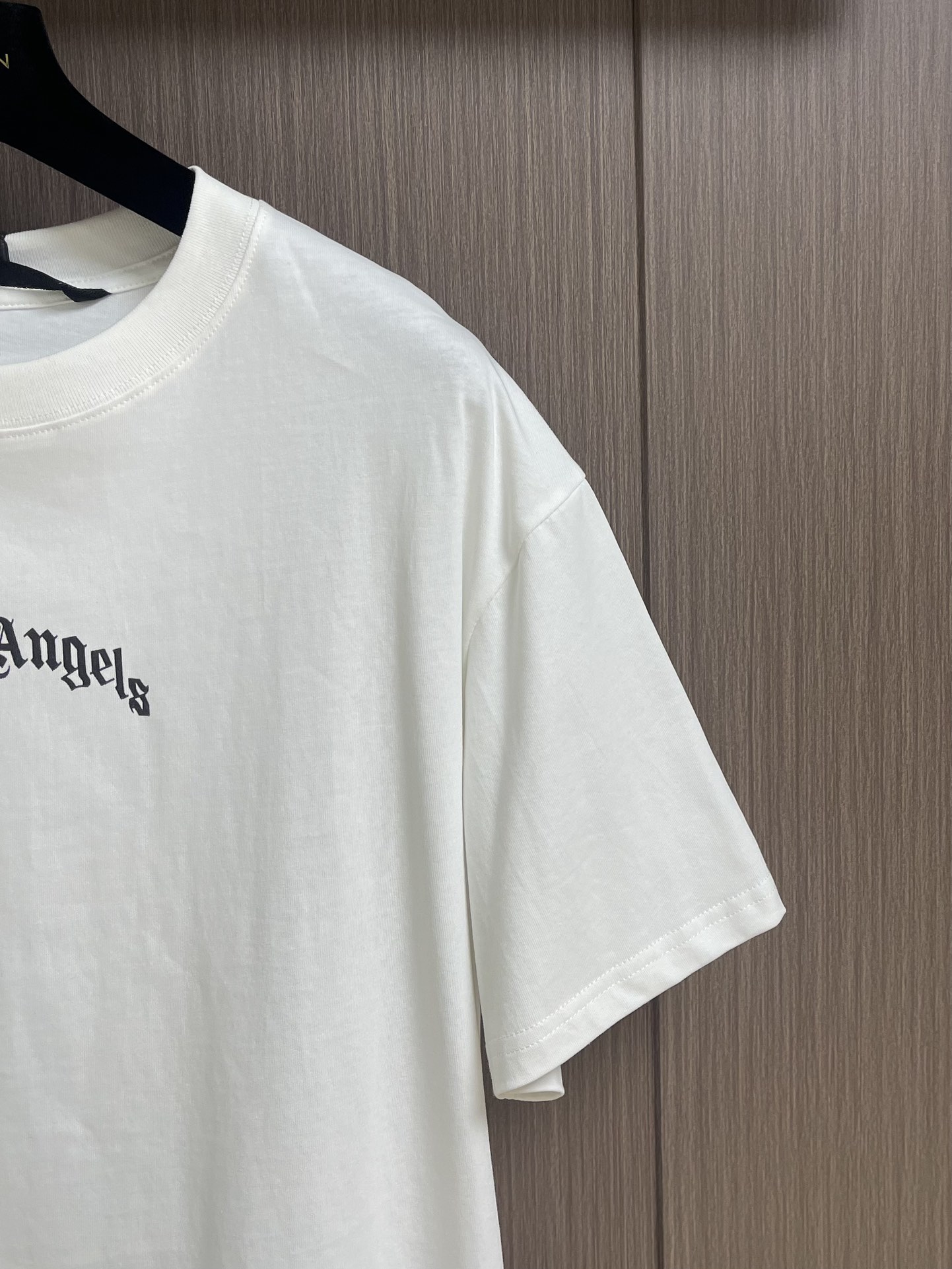 “Palm Angels Spring/Summer Logo Water Wash Shirt: Luxurious Street Fashion for Men and Women” - 图片 4