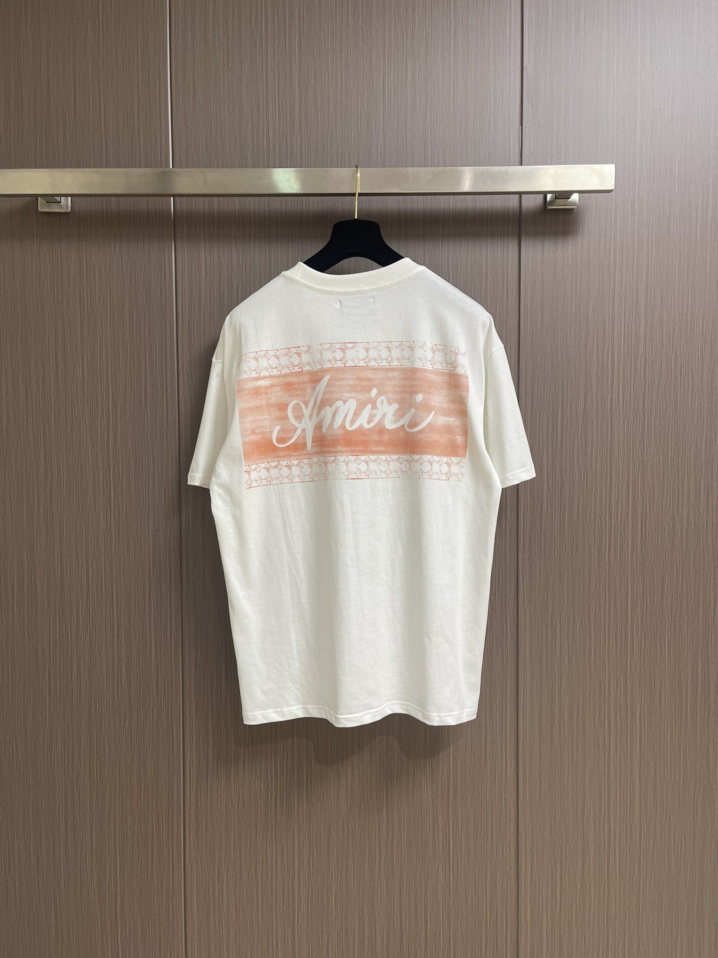 “504Amiri Retro-Mark T-Shirts: High-End Beauty Street Style with Natural Comfort in Knitted Cotton Fabric” - 图片 2