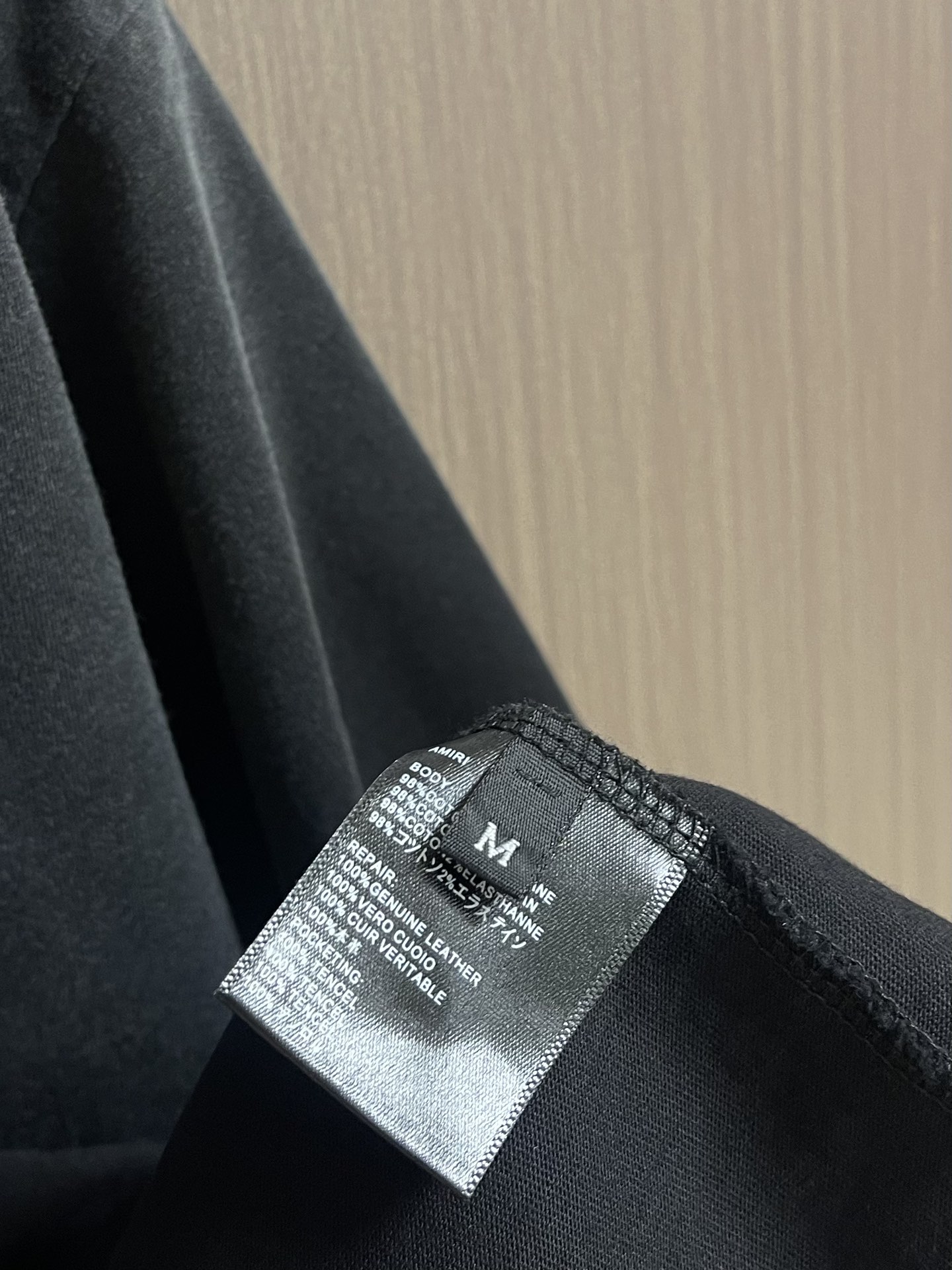 Title: “504 Amiri 2025SS Cotton Logo T-shirts: Comfortable, Loose Fit with Golo Plots Illustrations (S-XL)” Summary: Comfortable cotton T-shirts by - 图片 9