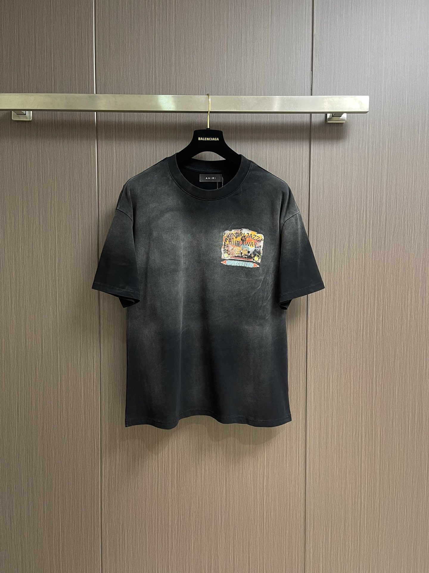 “High-End Unique Short Sleeve T-Shirts in Knitted Cotton Fabric with Faded Retrospect Mark Prints” - 图片 1