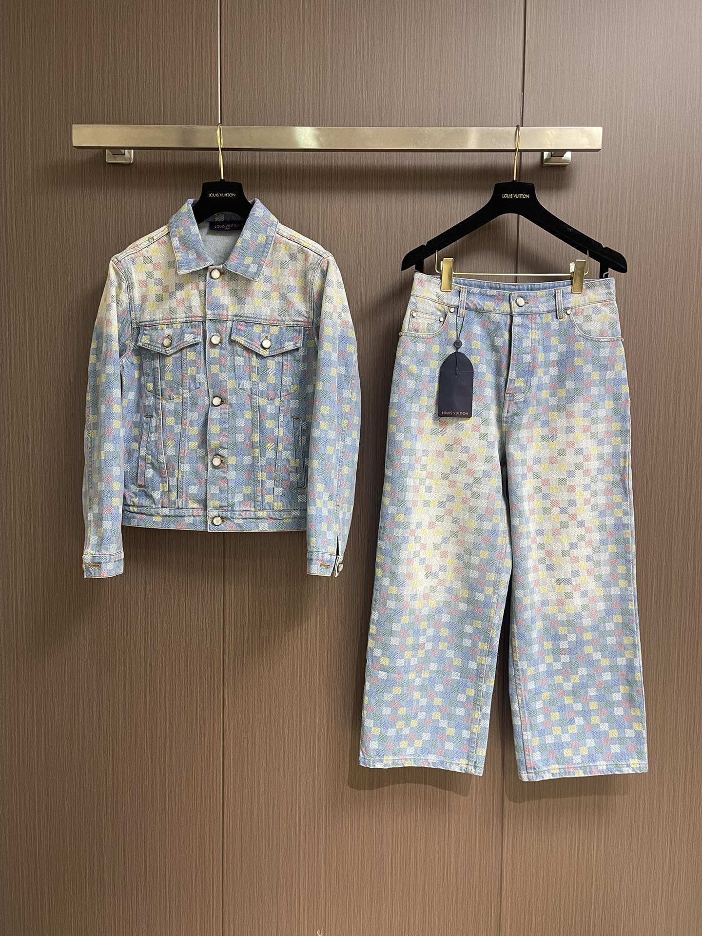 Louis Vuitton 2025SS Marque L.Vuitton Deposee Denim Jeans Vers Der 4 i1753984988 9514 5