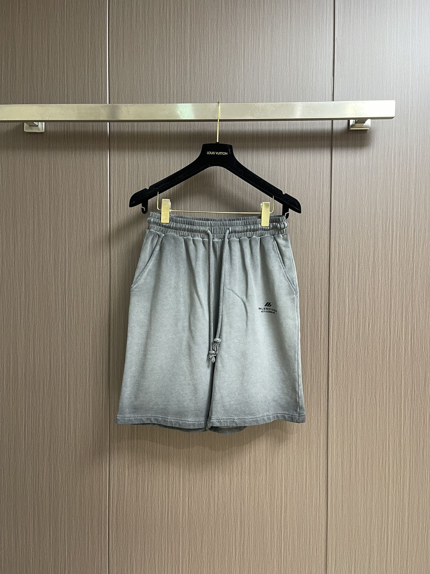 Palenciaga Rubber Logo Shorts: Retro Style with Comfort and Fashion, Sizes S-XXL - 图片 1