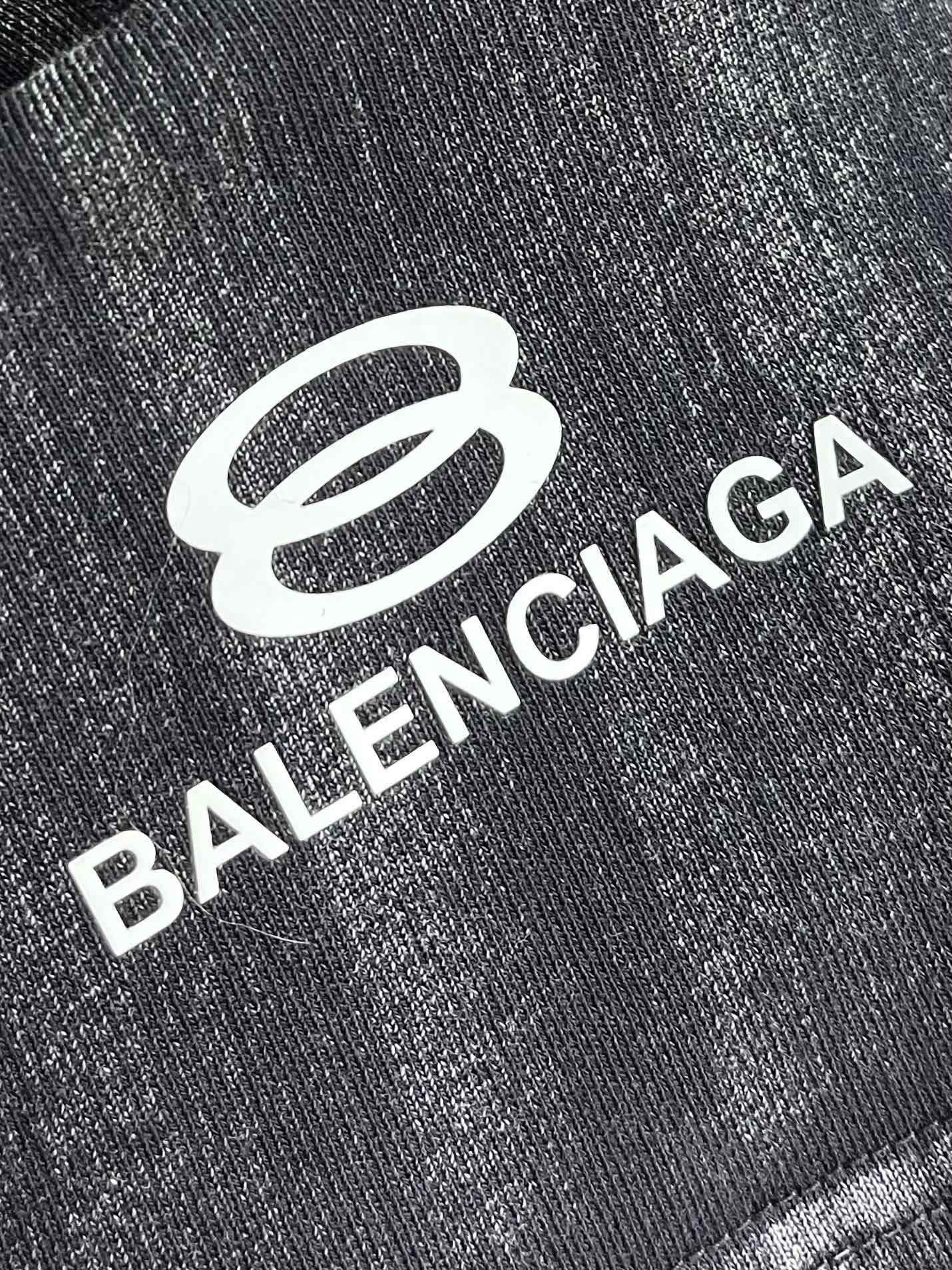 Customized Balenciaga Letters Logo Cotton Shorts with Retrogenic Effect – Size S-XXL - 图片 9
