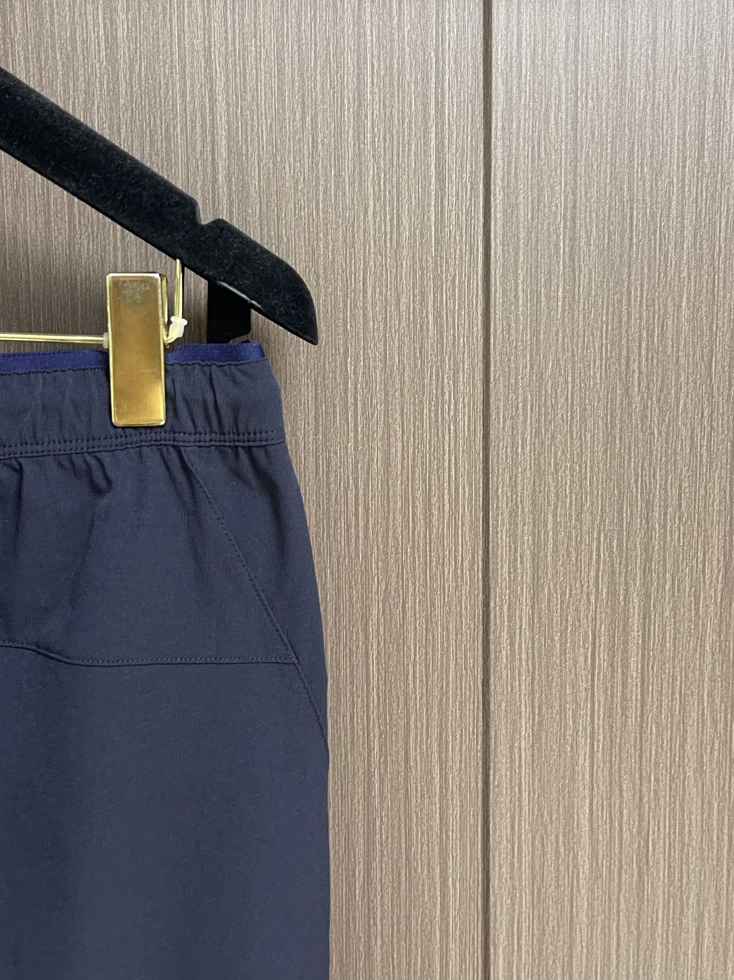 “Prada 2025s Sport-Recreational Shorts with Double-Sided Pocket Design in Cozy Fabric – Size L-4XL” - 图片 8