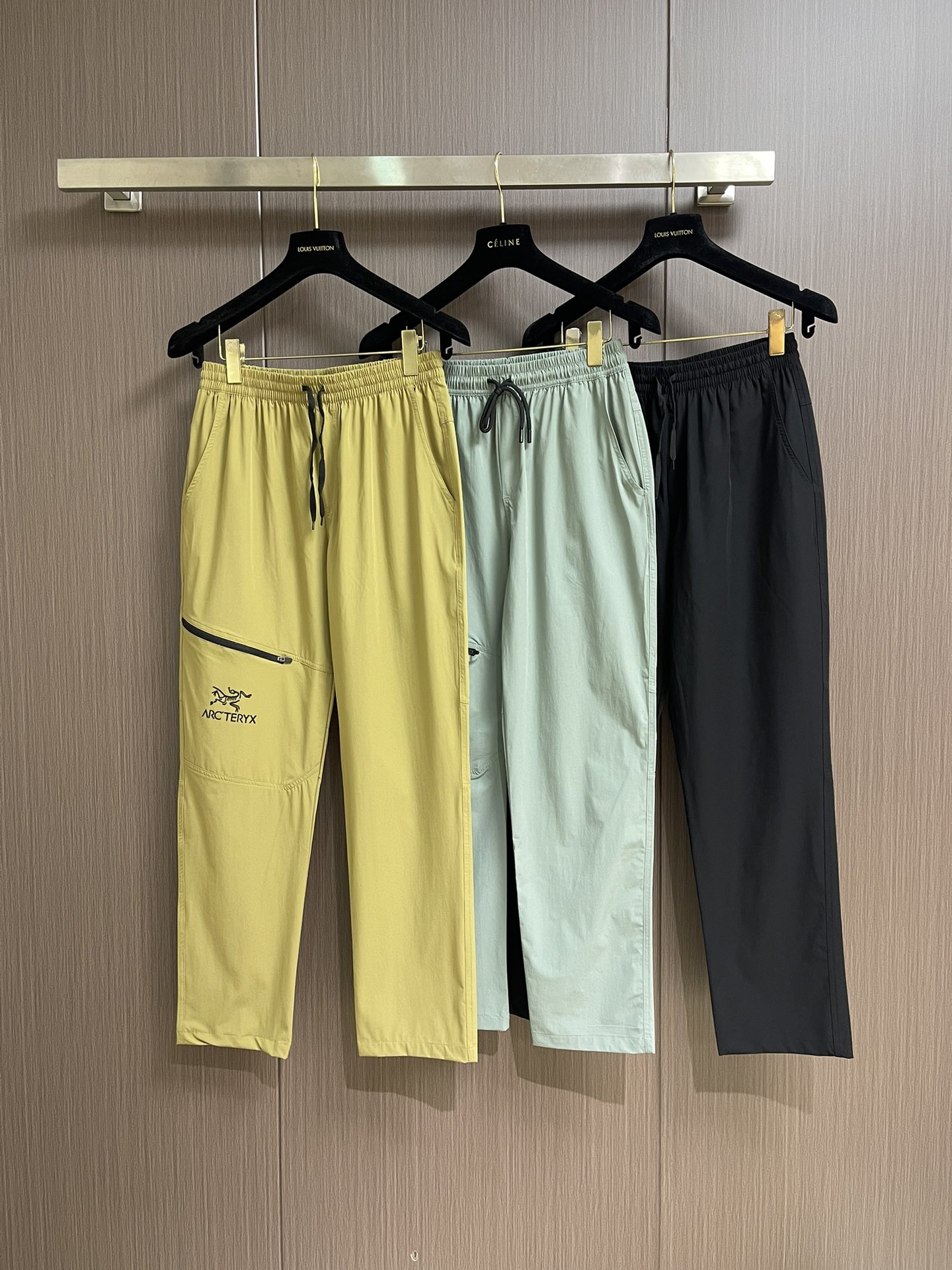 Title: Arc’teryx Original Bird Logo High-end Ramps 2025fw Jacket Summary: High-quality, custom-made Arc’teryx jacket with original logo, heavy fabric, and various sizes - 图片 3