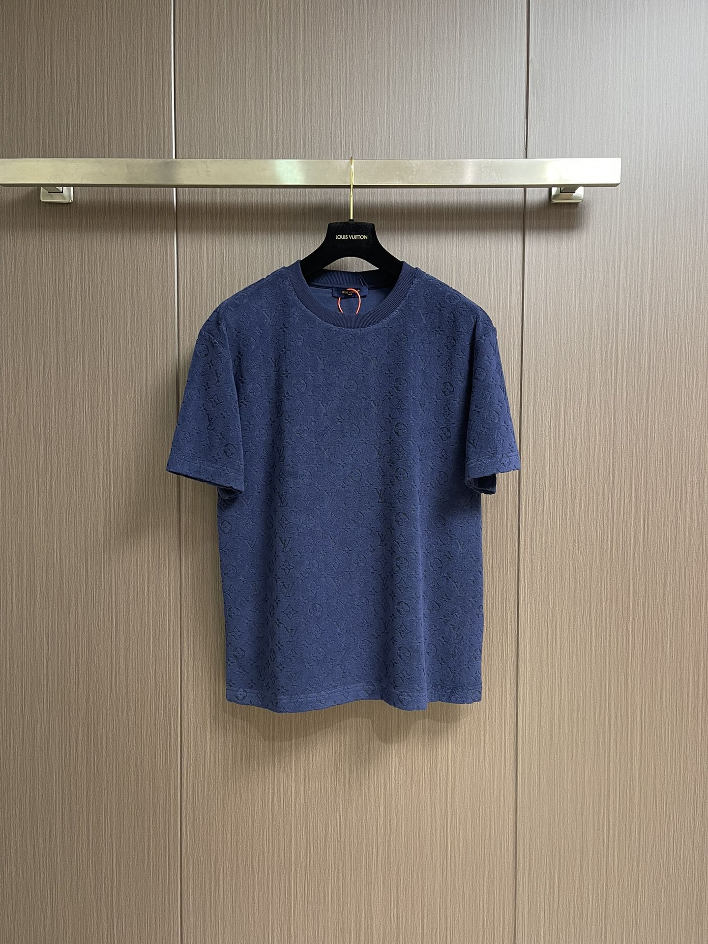 LV Monogram T-Shirt Suit with Stereocarving Techniques for High-Precision Cut, Size S-XL