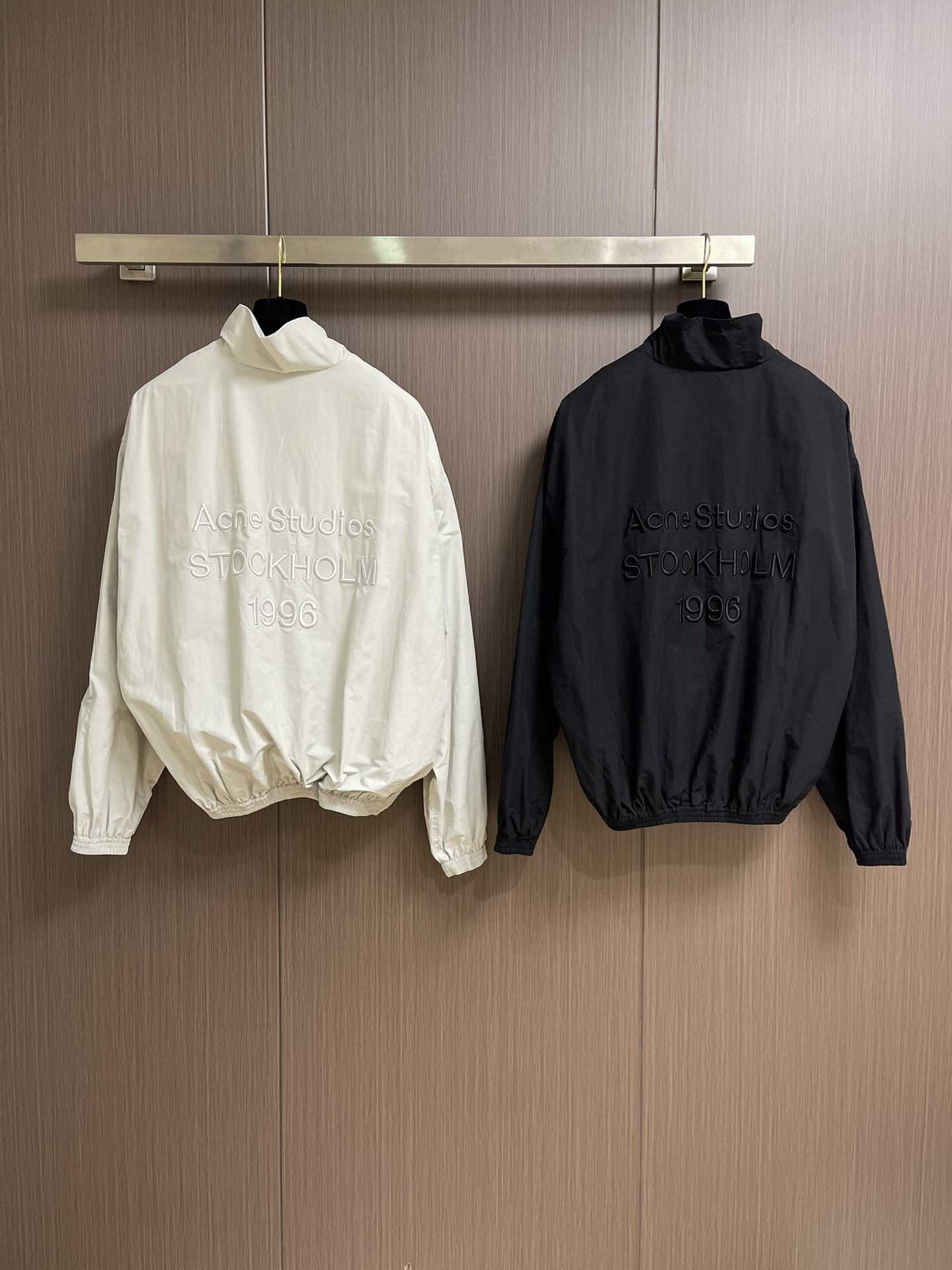 “Acne Studios 1996 Series: Nordic-Inspired Embroidered Jacket with Literary Elements, Size S-M-L” - 图片 3