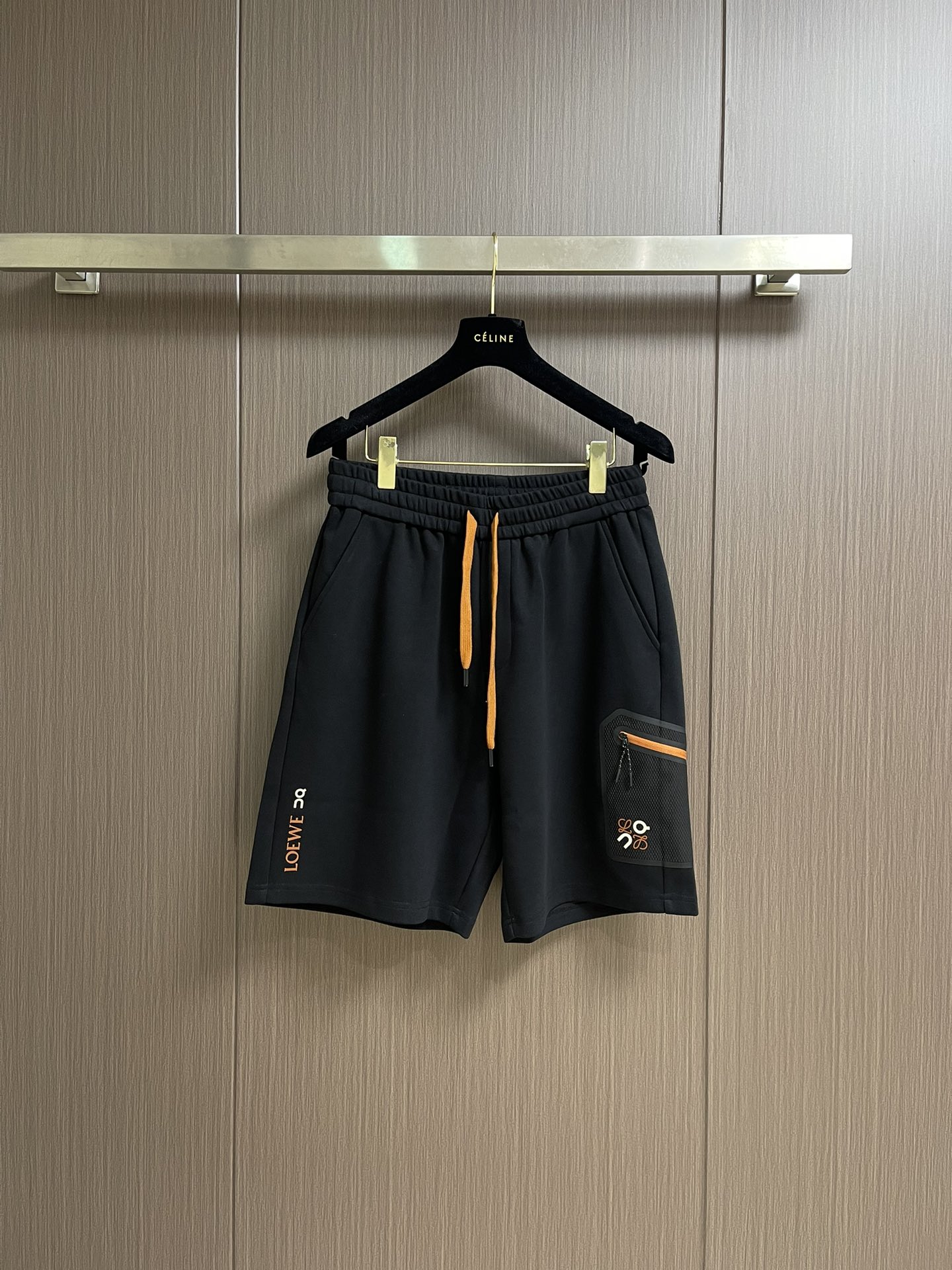 “864Loewe United 2025 T-Shirt Suit: Classic Weblogo Design in Comfortable 260g Pure Cotton Fabric” - 图片 5