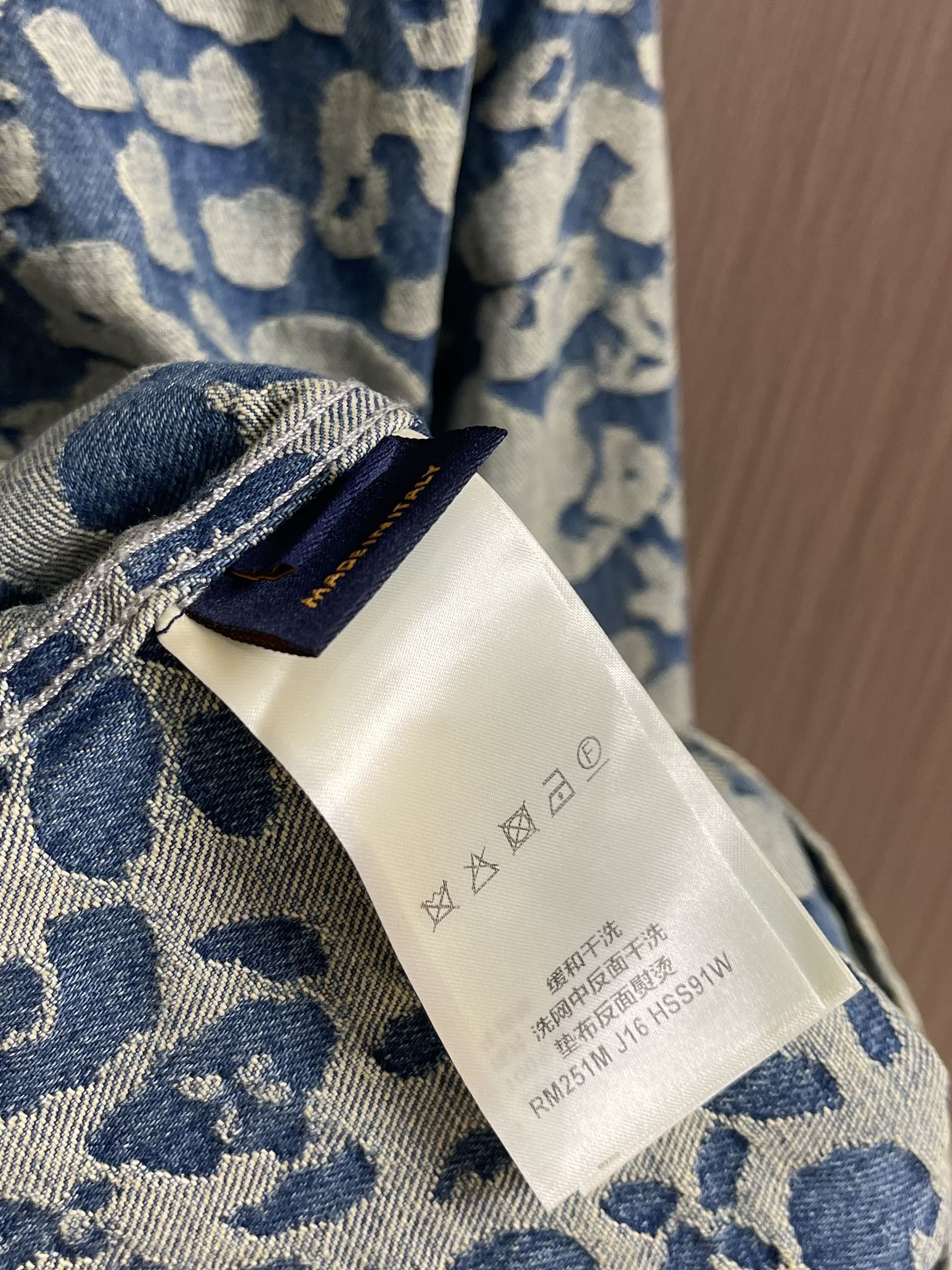 “LV 2025SS Cowboy Jacket Collection: Nigo’s Street Style Collaboration with Pharrell Williams” - 图片 7
