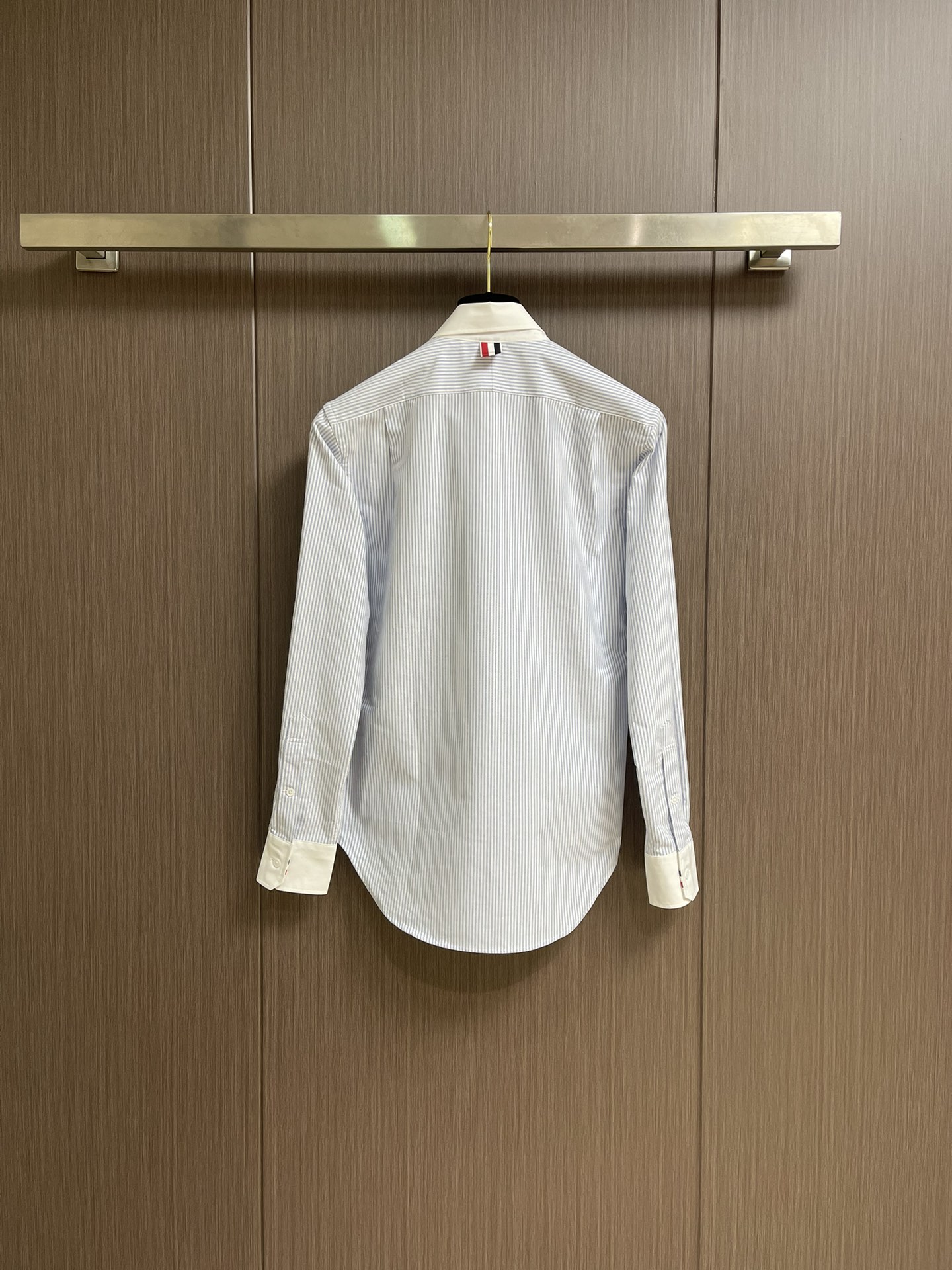 “720T.B. 2025 Long Sleeve Shirt: High-Quality Comfort for Urban Commuting and Daily Life” - 图片 2