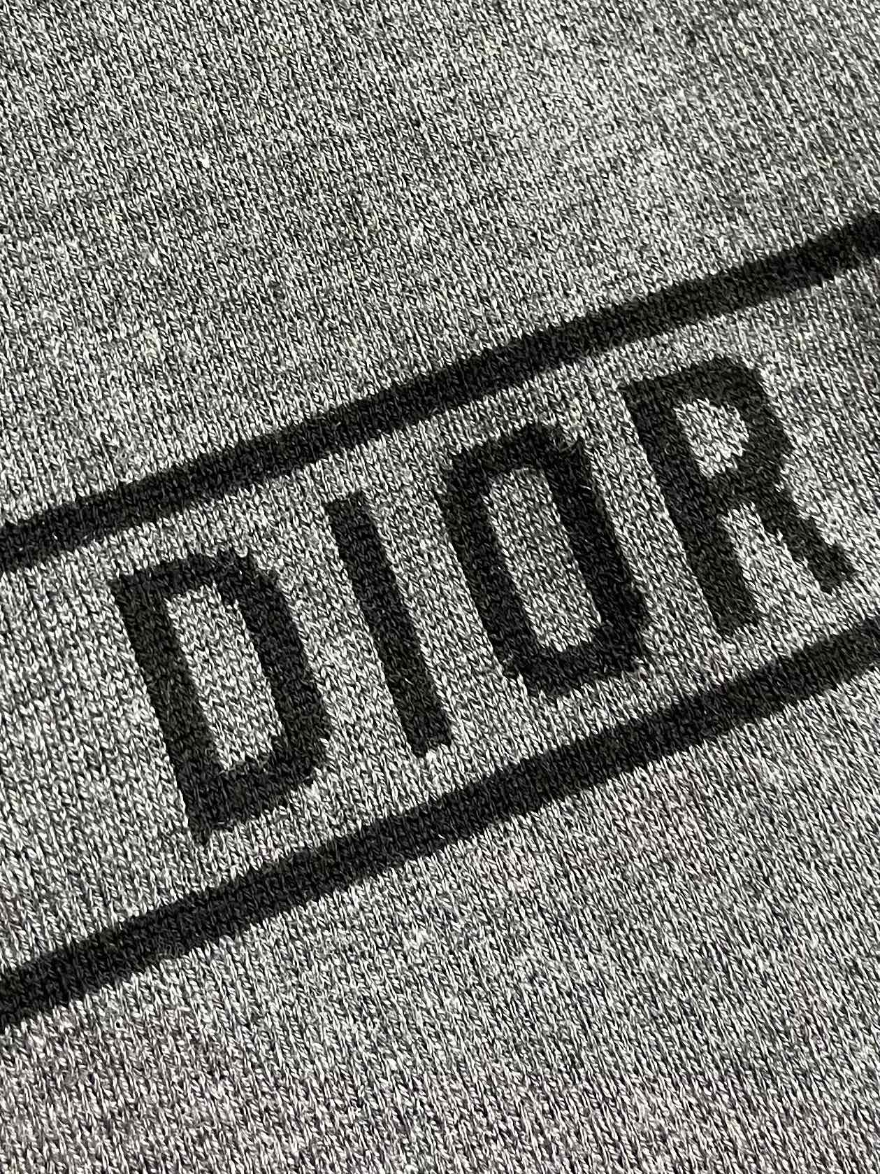 “816DIOR Dual-Sided Wool Knit Sweater: High-Quality, Versatile, and Stylish for Fall and Winter” - 图片 8