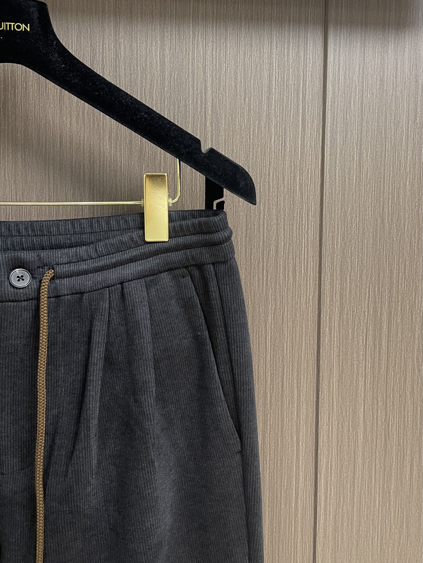 “768LP Loropiana Two-Side Plug-In Bags: High-Quality Polyester Fashion Pants with LOGO Embroidery” - 图片 4