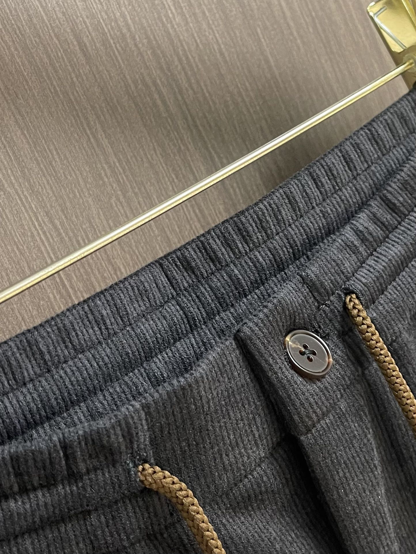“768LP Loropiana Two-Side Plug-In Bags: High-Quality Polyester Fashion Pants with LOGO Embroidery” - 图片 3