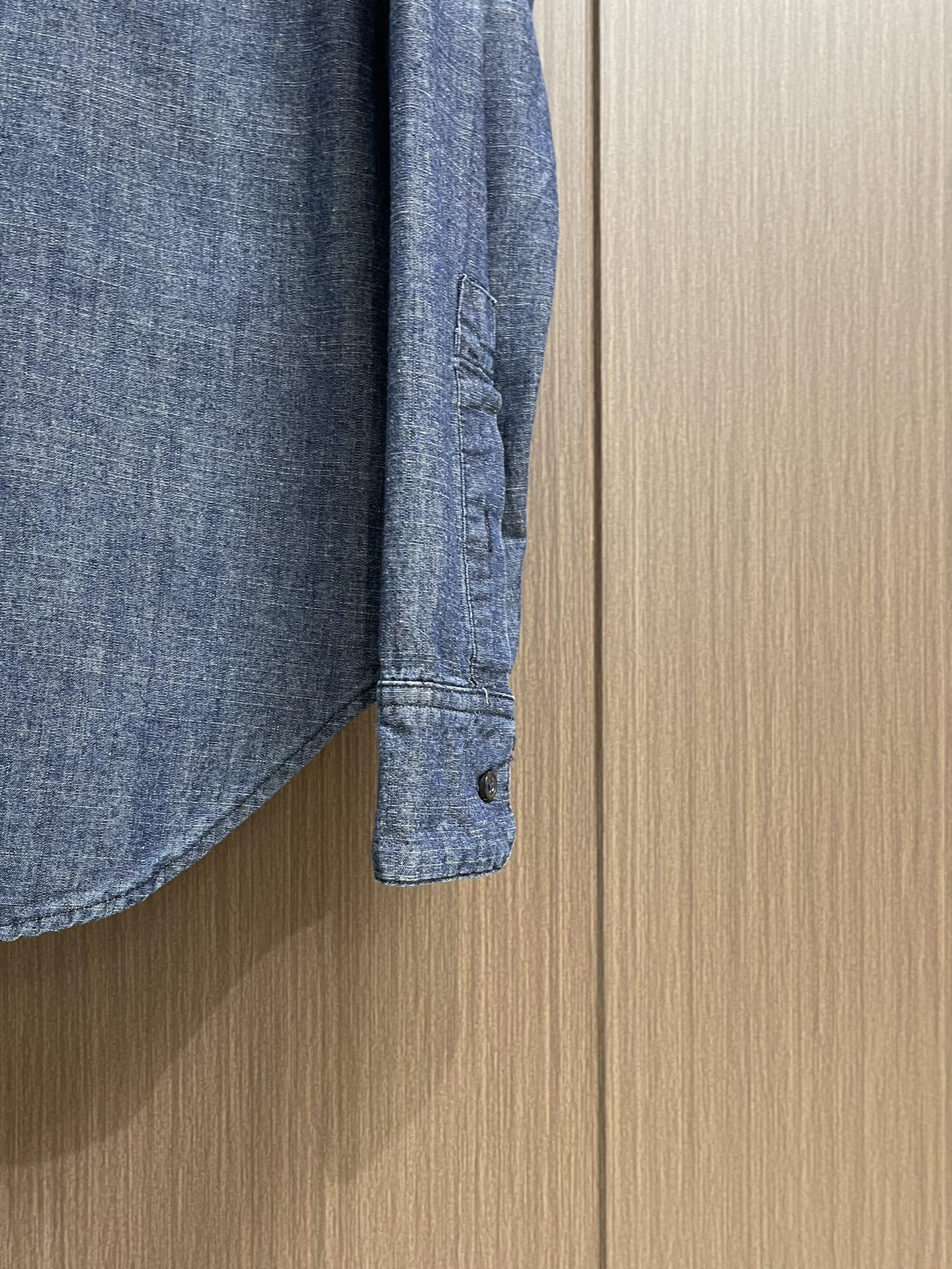 Loewe Anagram Gradual Embroidery Bag Shirts: Customized Cotton Youth Fashion with Unique Gradient Blue Design - 图片 7